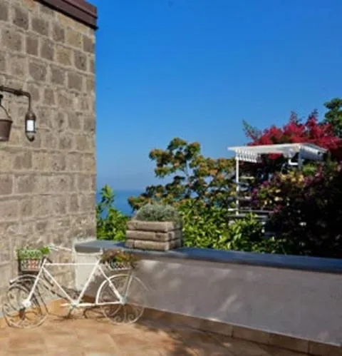 Day in Villa Ketty Resort