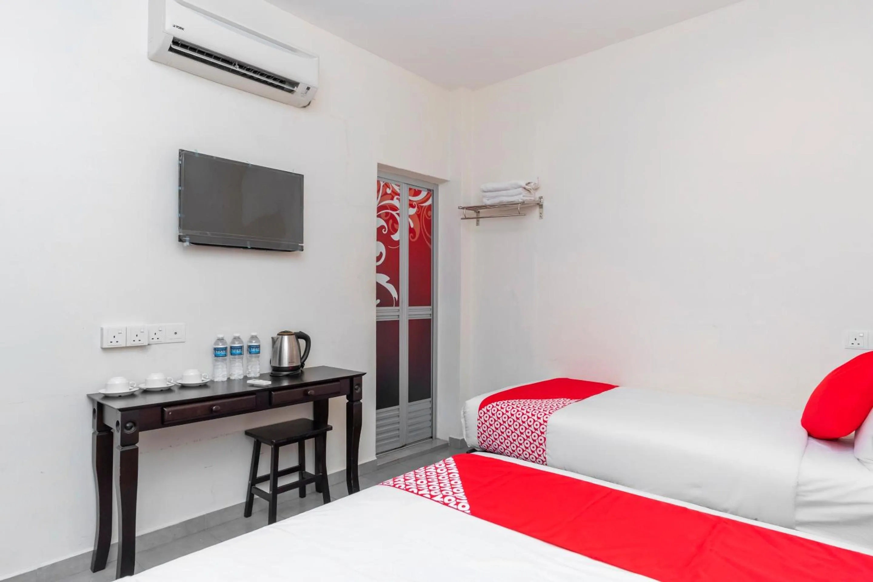 Bedroom, Bed in Muar City Hotel
