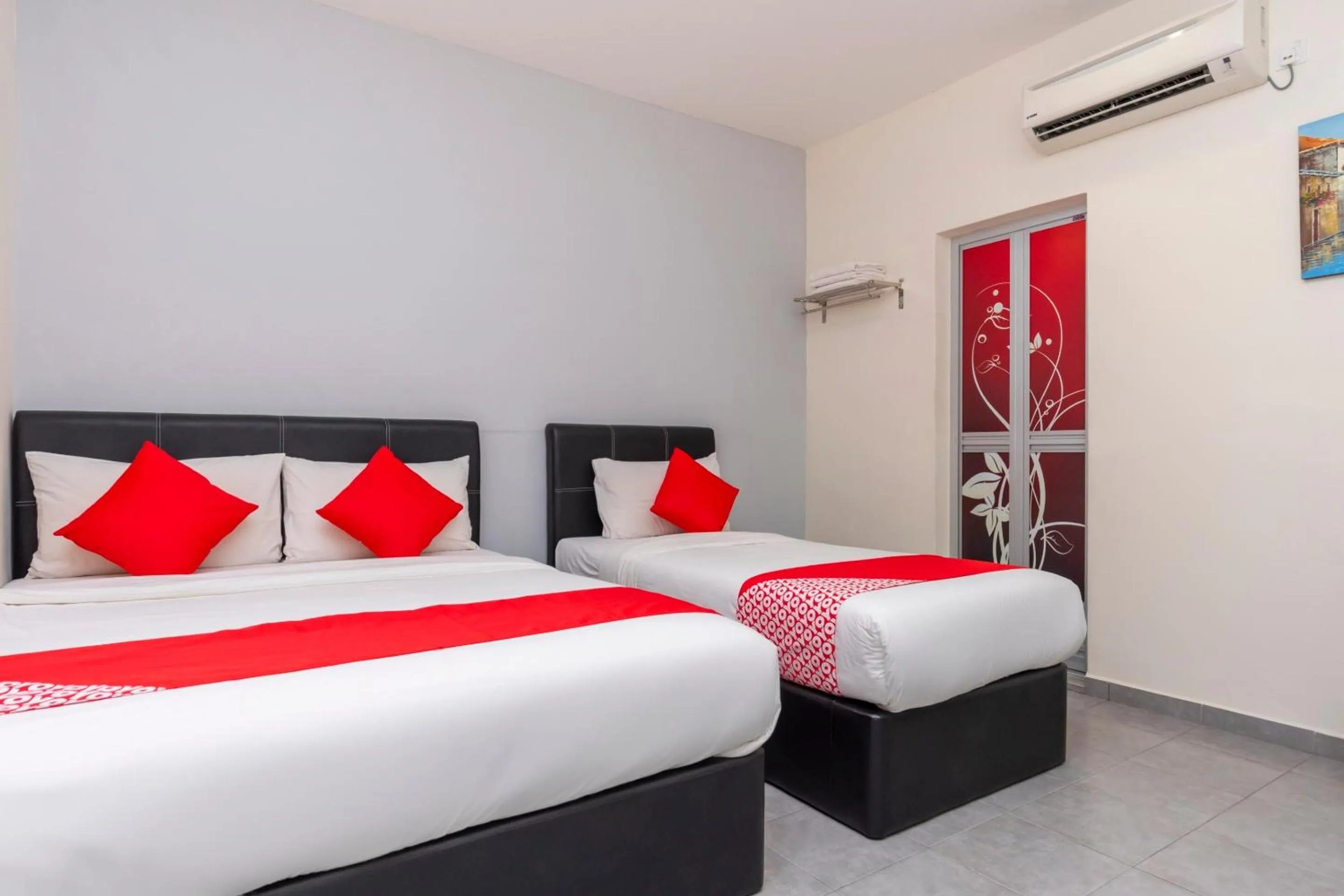 Bedroom, Bed in Muar City Hotel