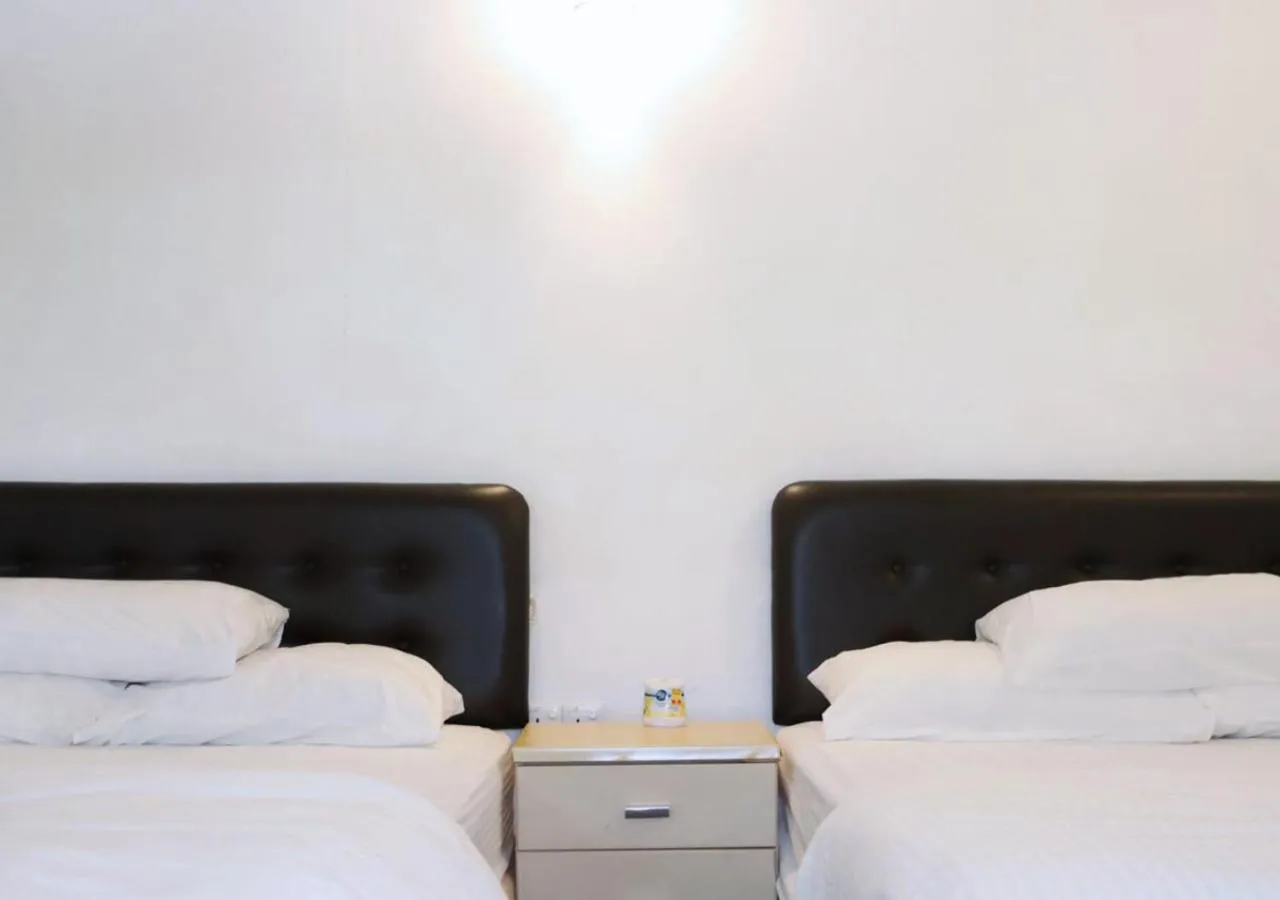 Bed in Time Capsule Retreat, Sungai Lembing