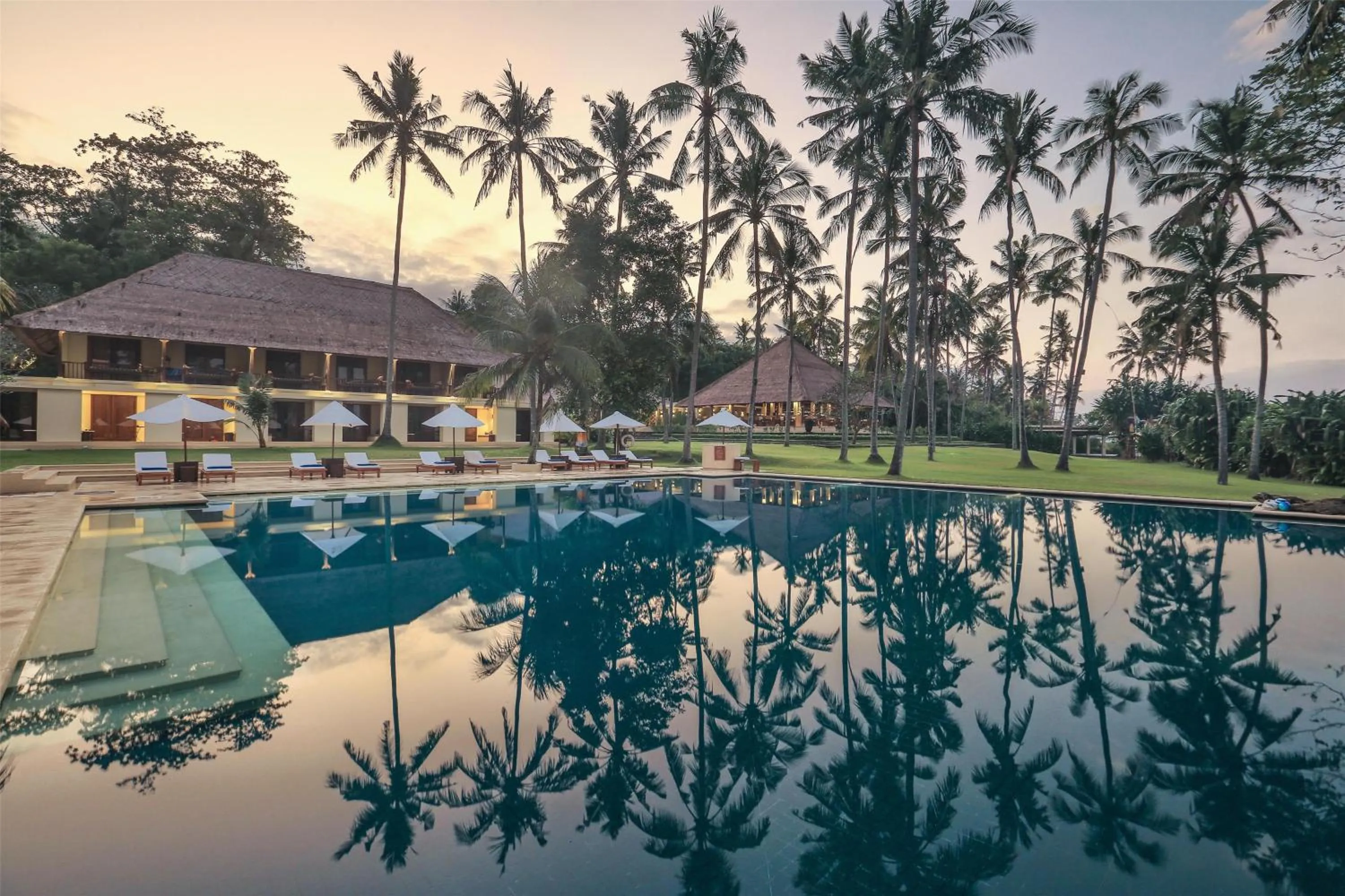 Swimming pool in Alila Manggis