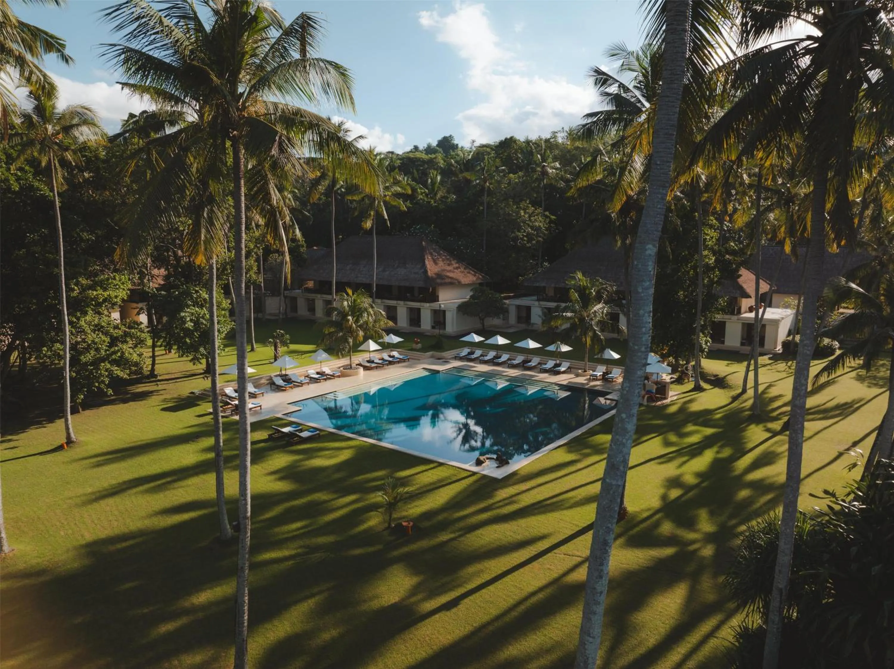 Swimming pool in Alila Manggis