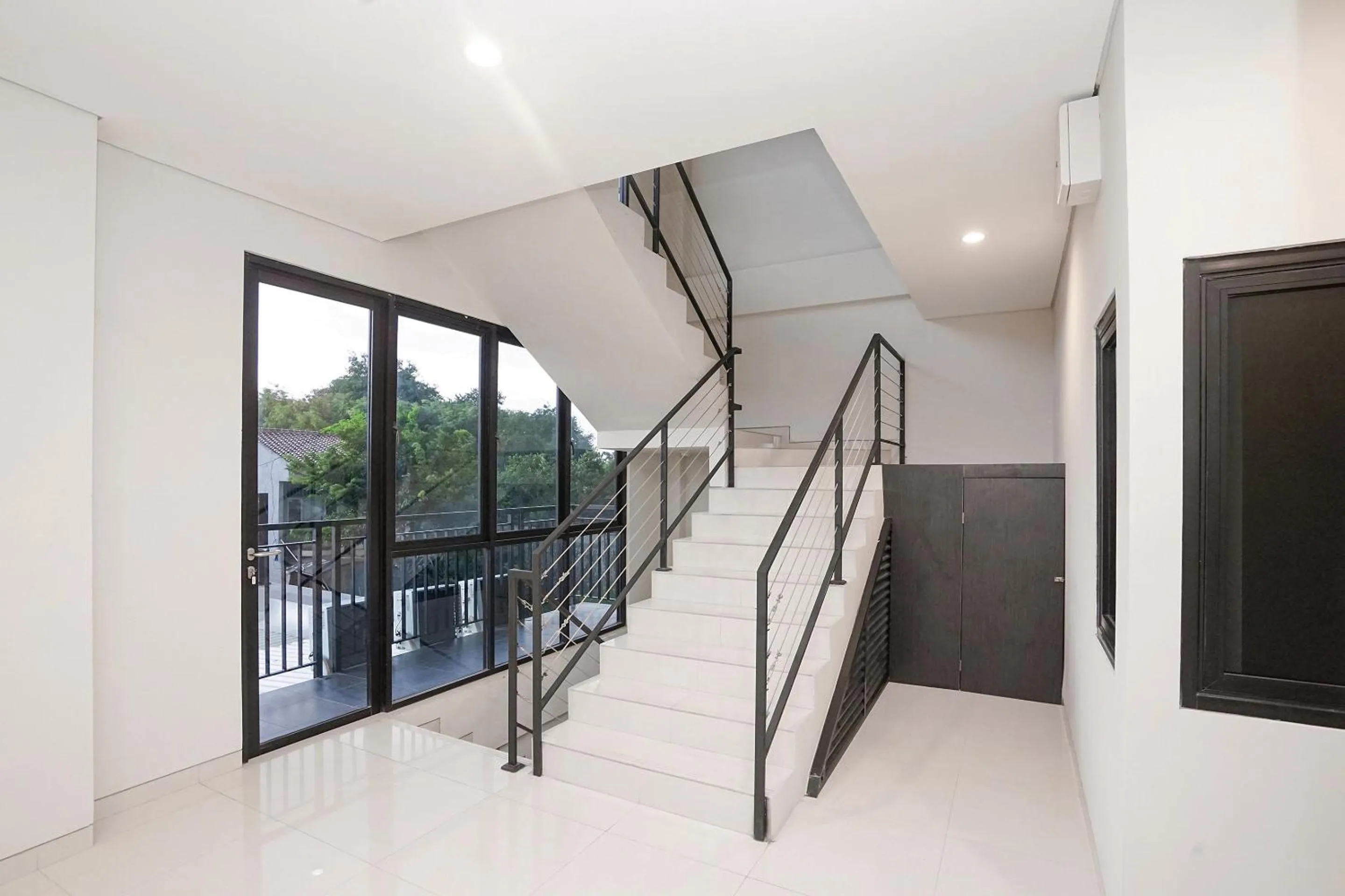 Balcony/Terrace in Super OYO Capital O 449 The Colins