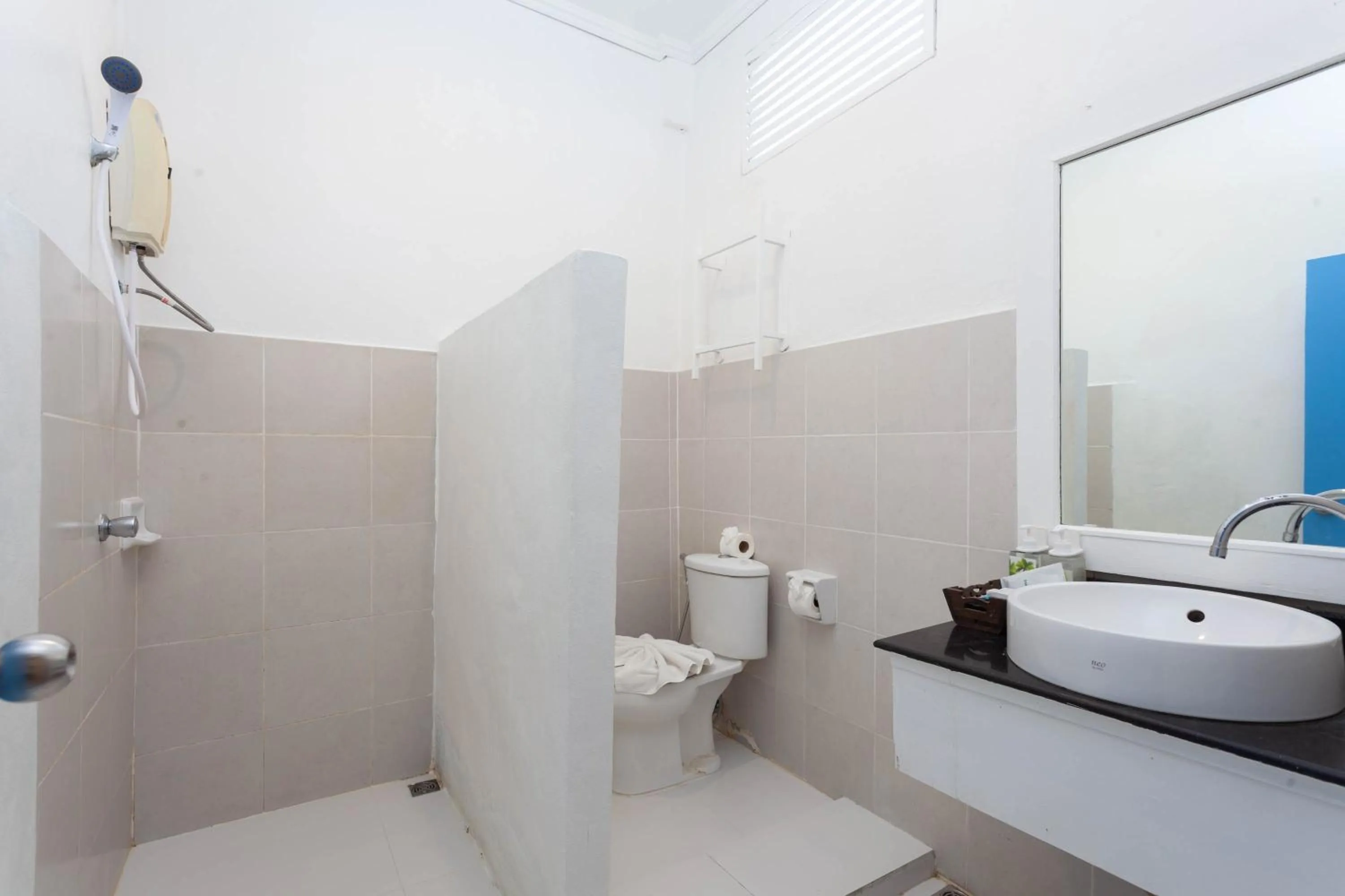 Bathroom in Al's Resort