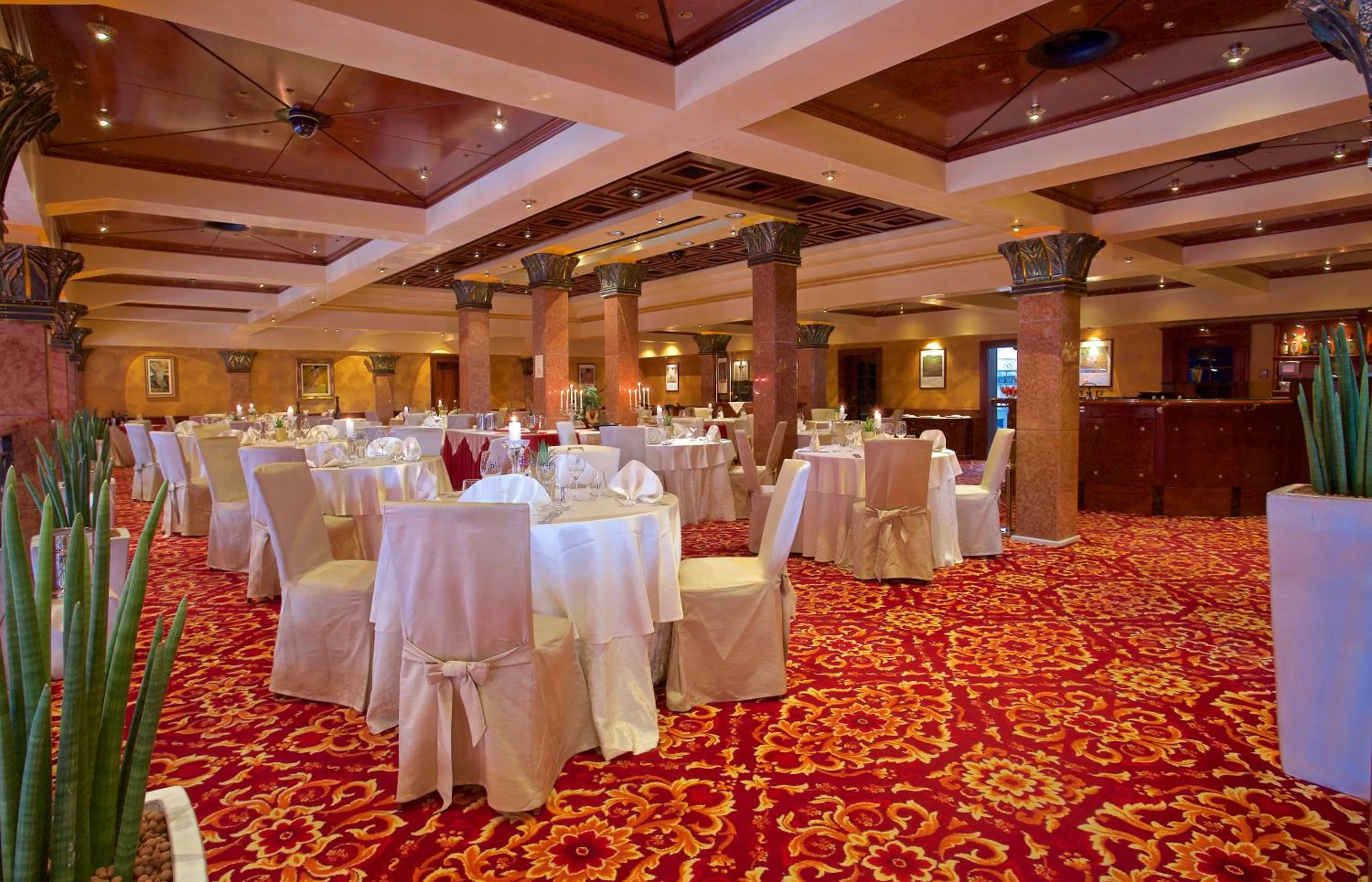 Restaurant/places to eat in Mulino Luxury Boutique Hotel