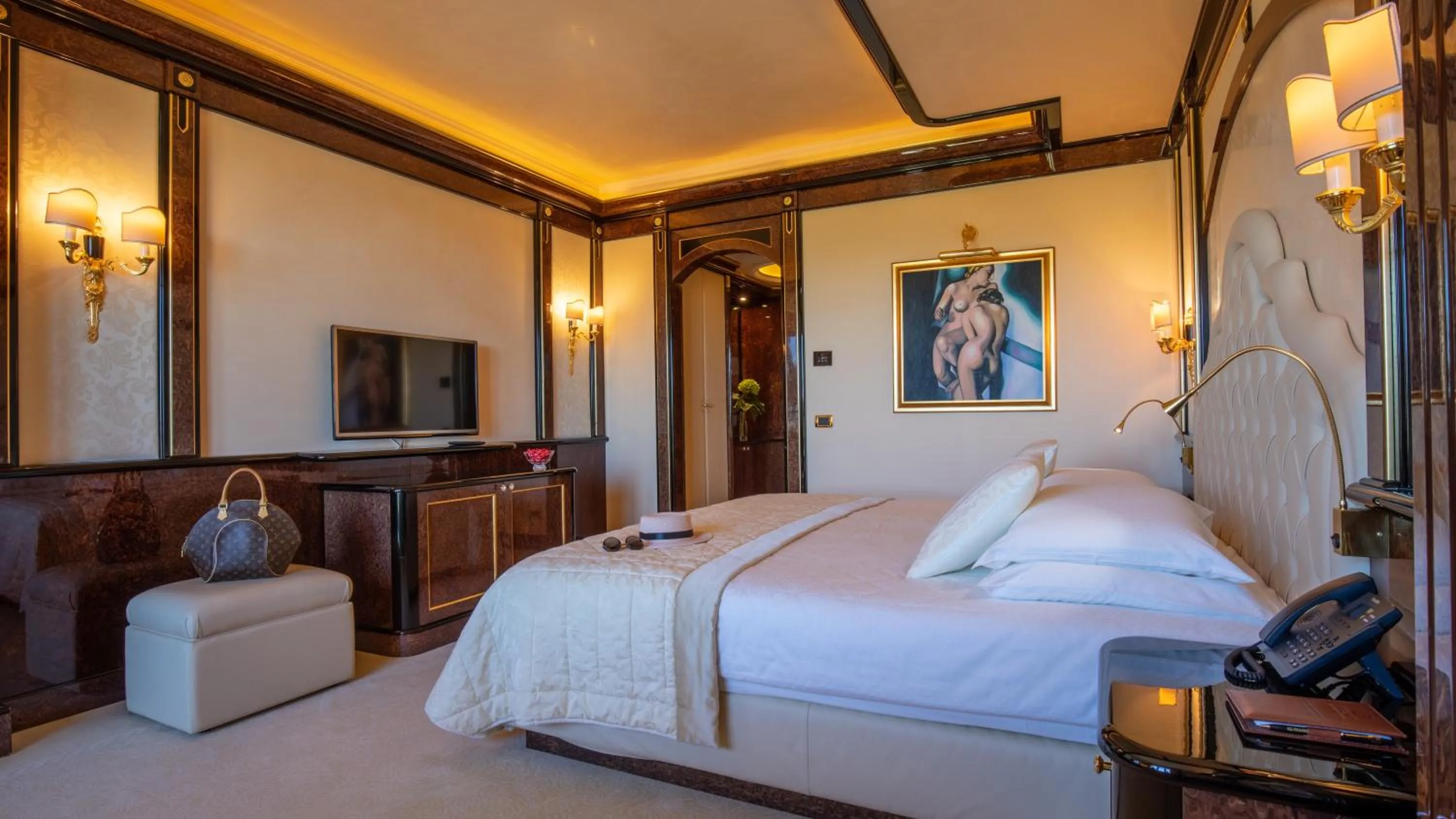 Bedroom in Mulino Luxury Boutique Hotel