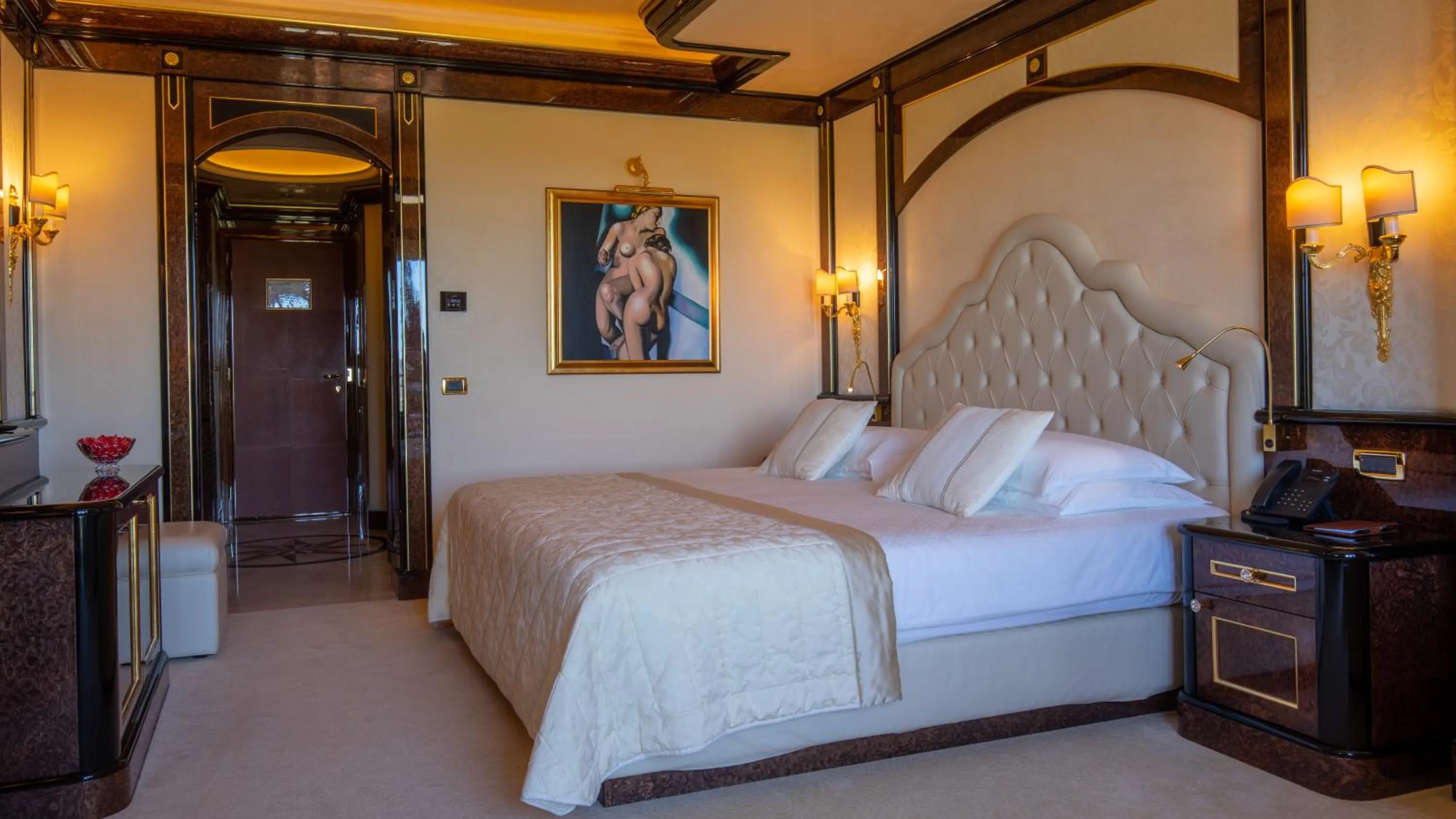 Bedroom in Mulino Luxury Boutique Hotel