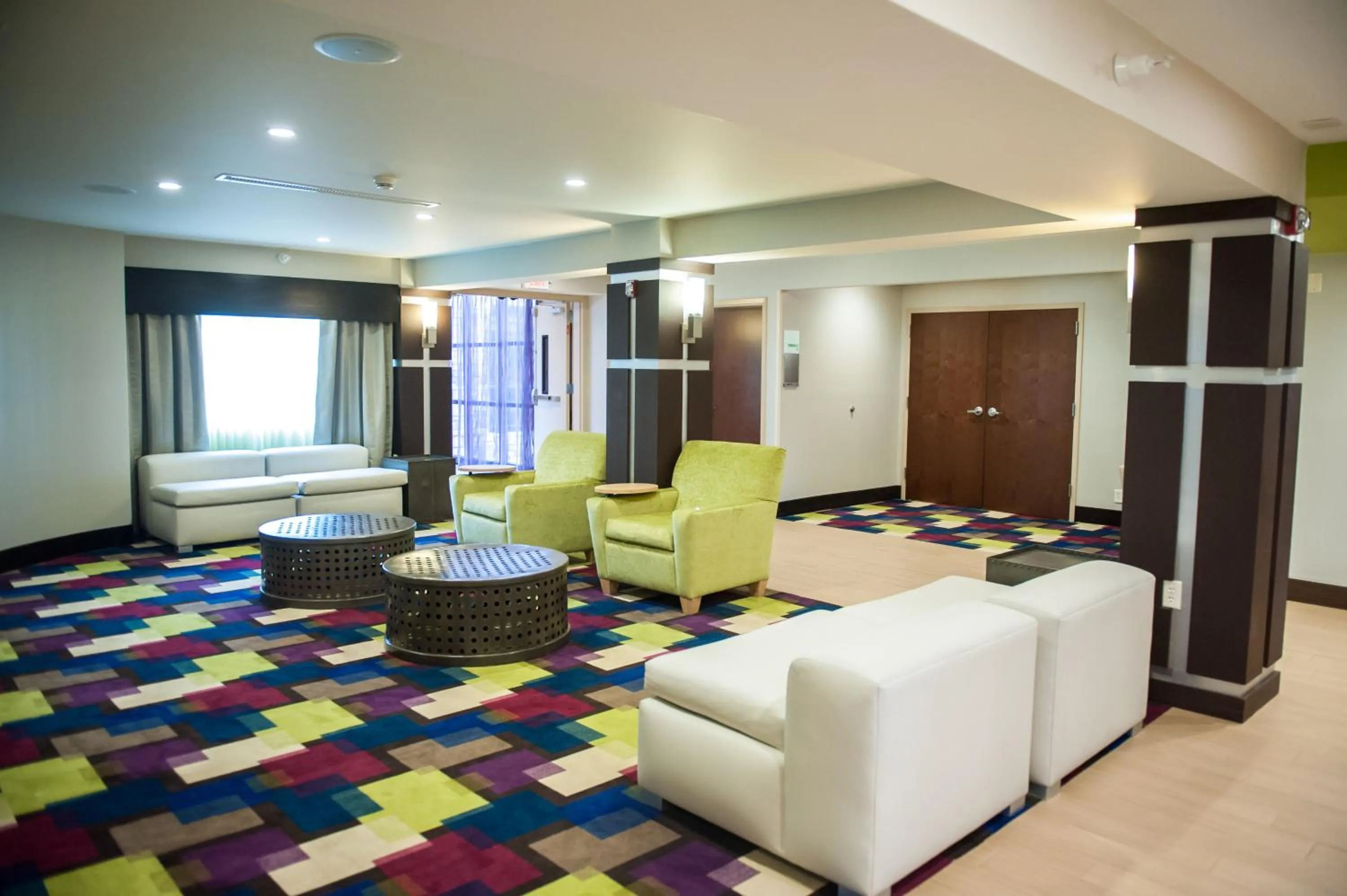 Meeting/conference room, Seating Area in Holiday Inn Little Rock West - Chenal Pkwy, an IHG Hotel