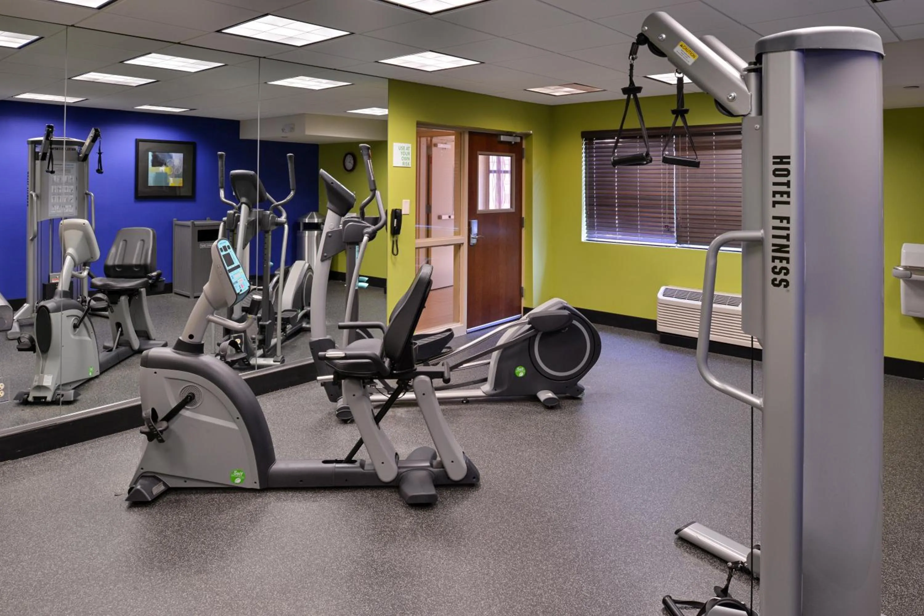 Spa and wellness centre/facilities, Fitness Center/Facilities in Holiday Inn Little Rock West - Chenal Pkwy, an IHG Hotel