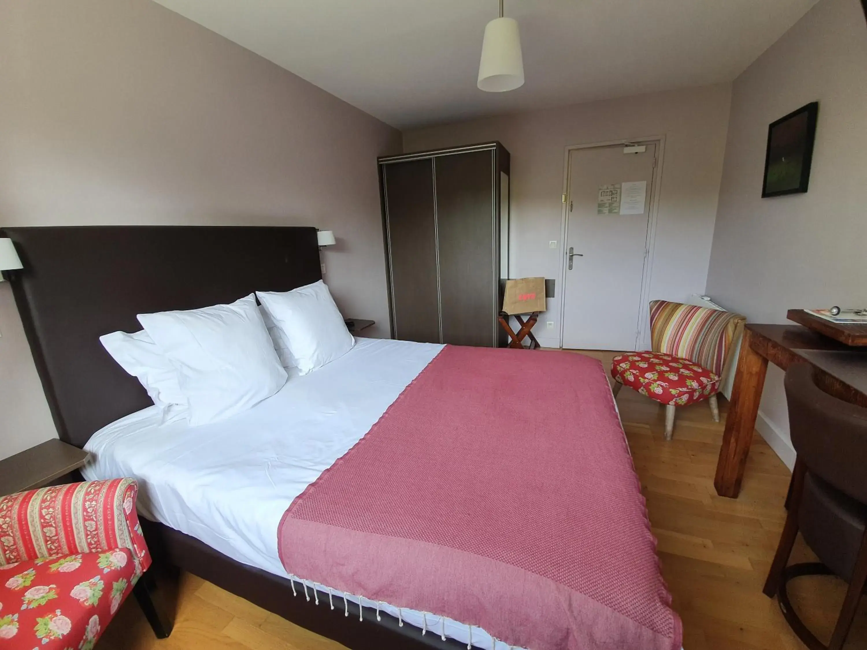 Double Room with Garden view 9 in La Fraîchette-Hôtel & Spa Double Room with Garden view 9 in La Fraîchette-Hôtel & Spa