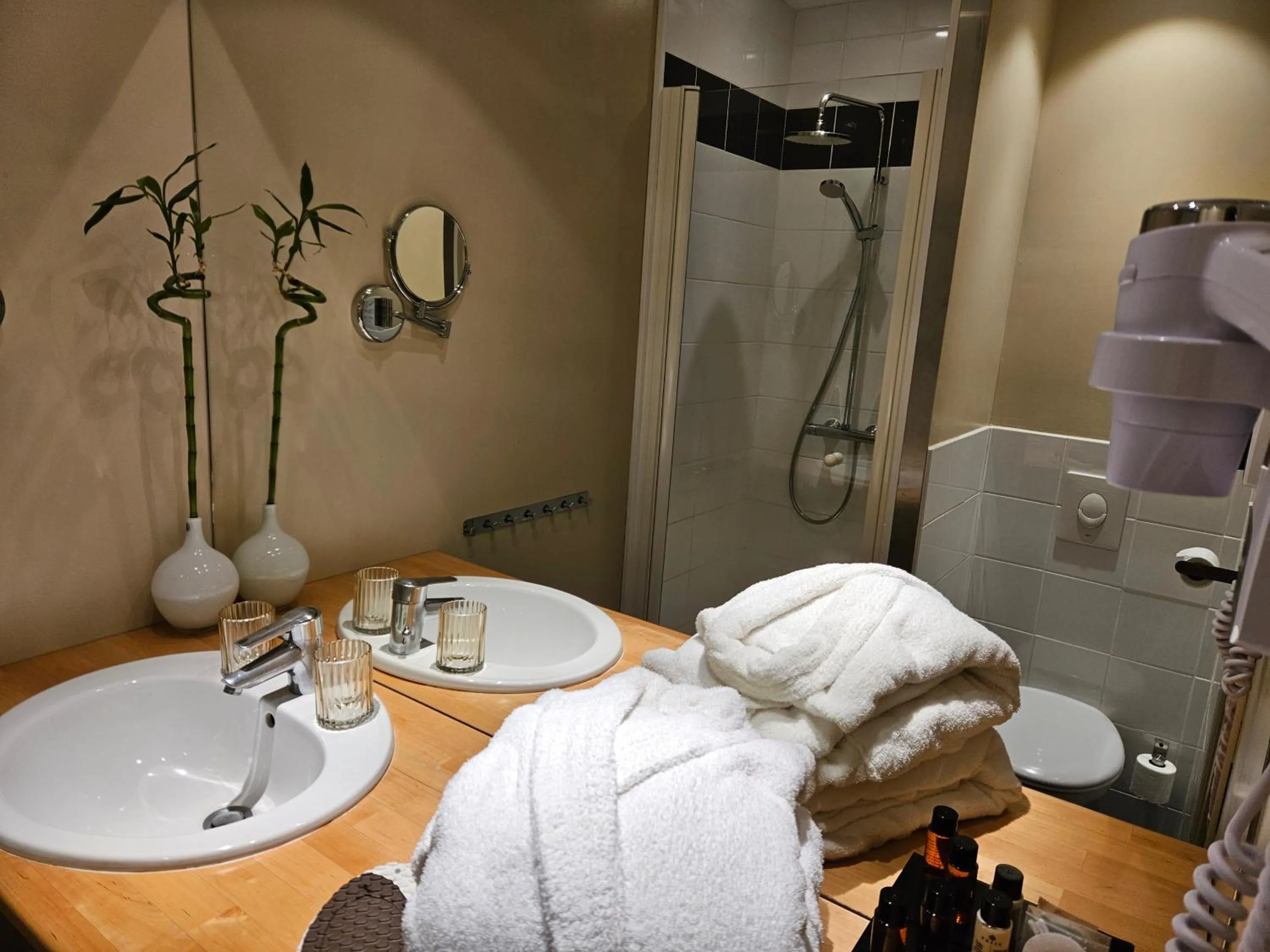 Bathroom in La Fraîchette-Hôtel & Spa