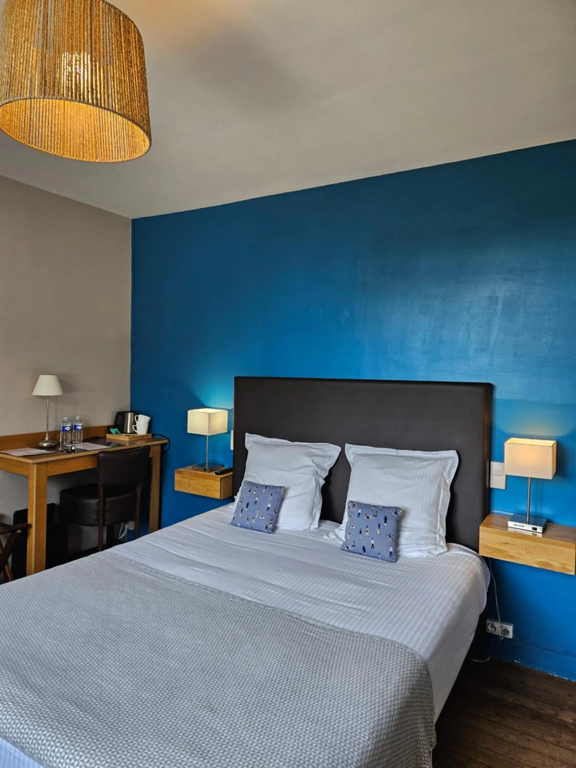 Photo of the whole room, Bed in La Fraîchette-Hôtel & Spa