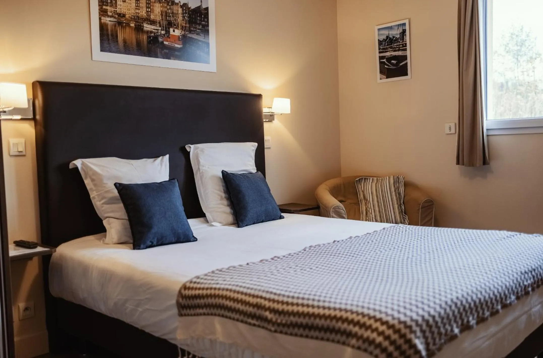 Photo of the whole room, Bed in La Fraîchette-Hôtel & Spa