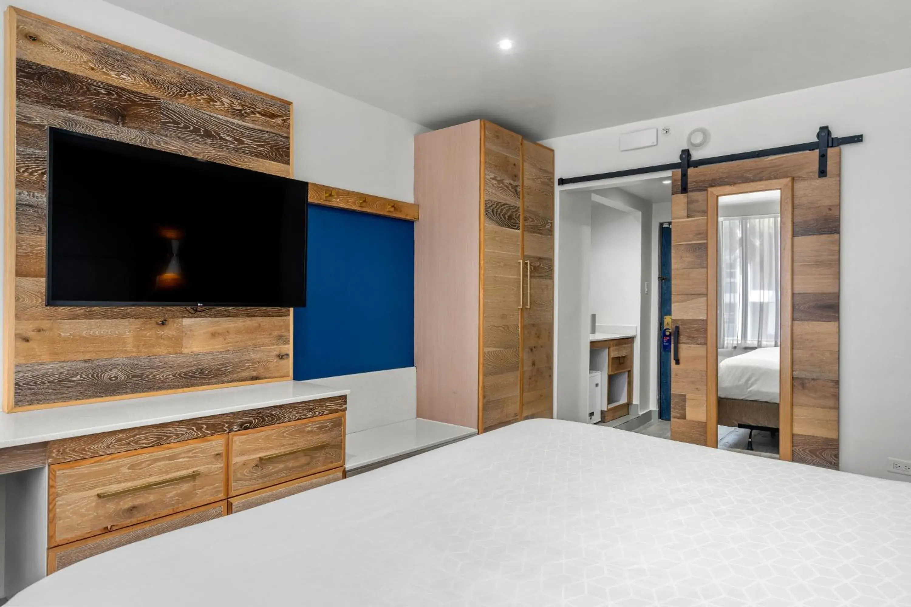 Standard King Room in Holiday Inn Express San Juan Condado by IHG Standard King Room in Holiday Inn Express San Juan Condado by IHG