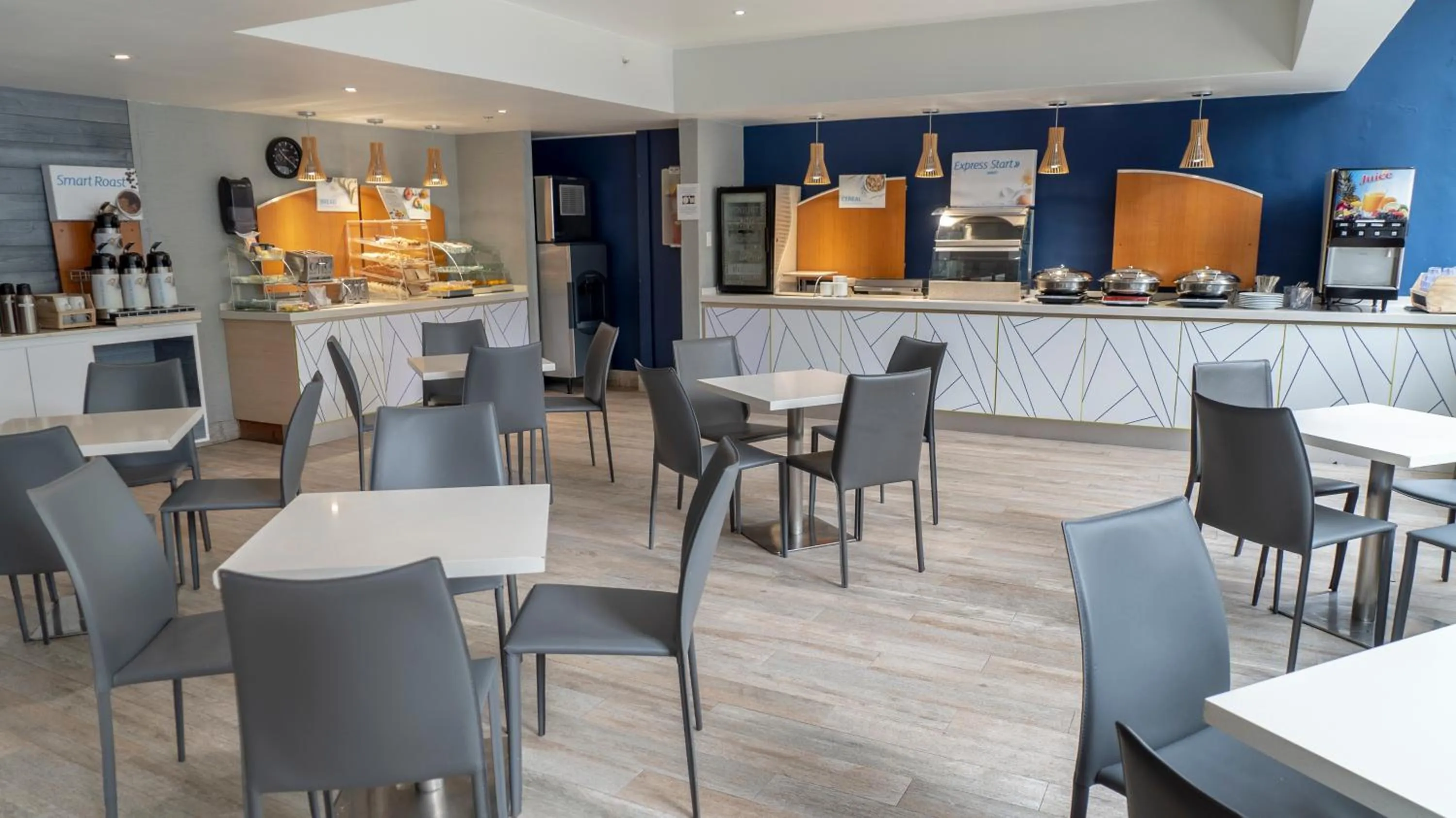 Buffet breakfast in Holiday Inn Express San Juan Condado by IHG