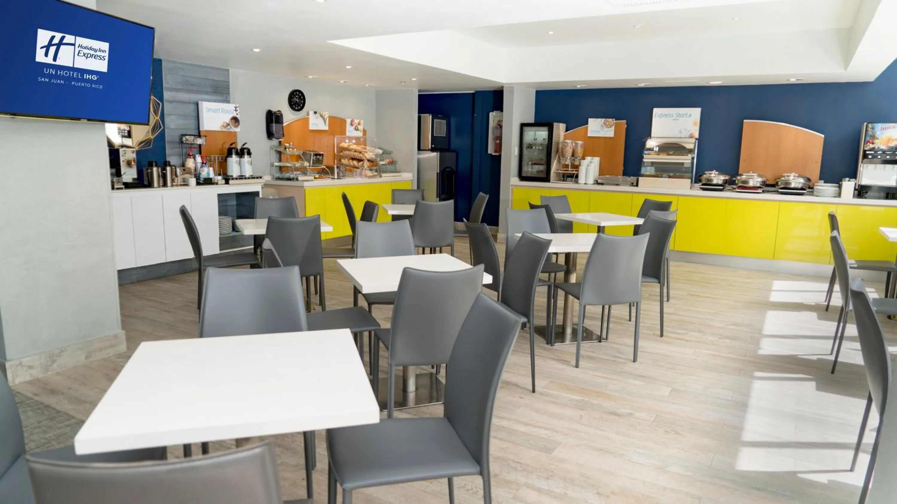 Breakfast in Holiday Inn Express San Juan Condado by IHG
