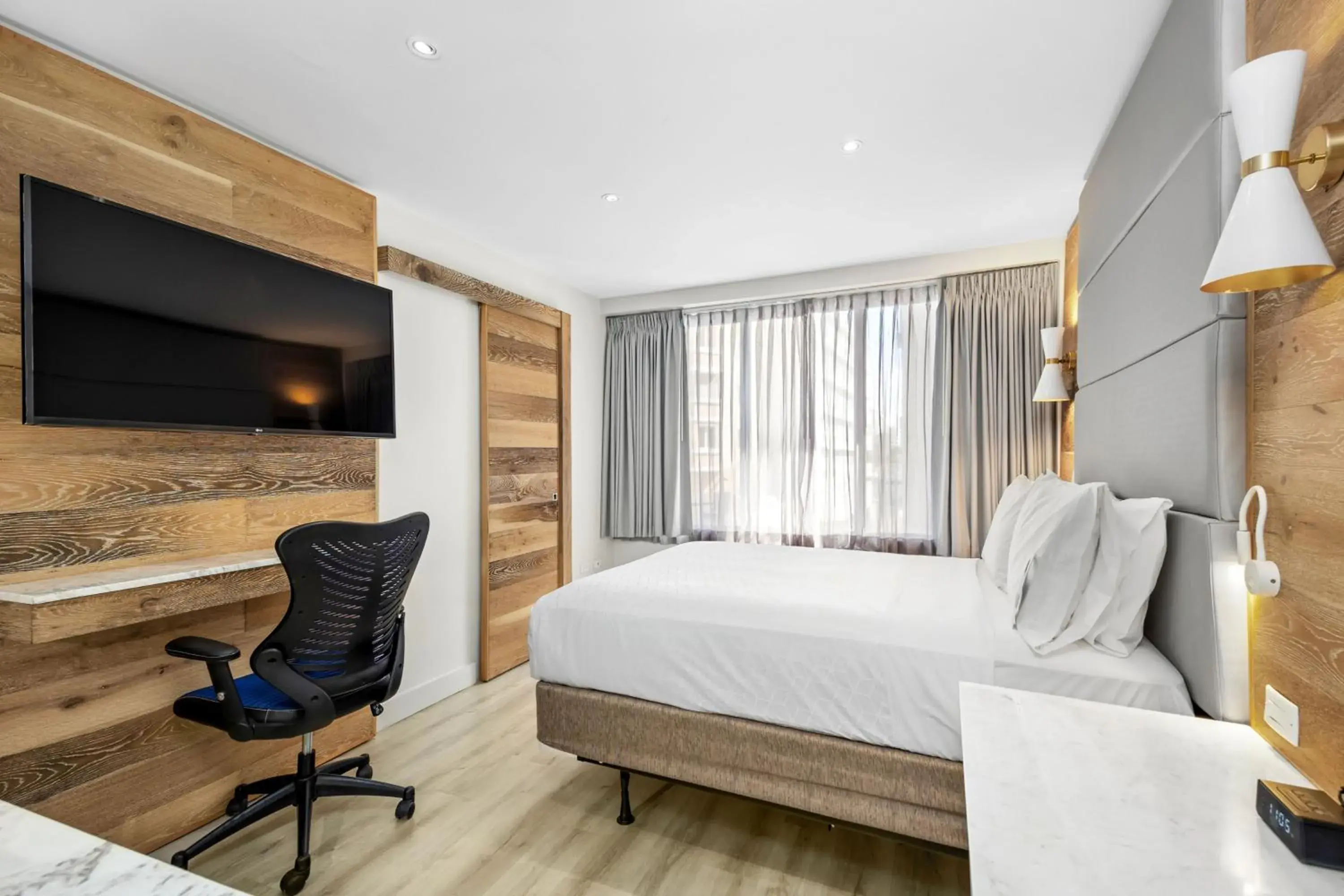 Standard Queen Room in Holiday Inn Express San Juan Condado by IHG Standard Queen Room in Holiday Inn Express San Juan Condado by IHG