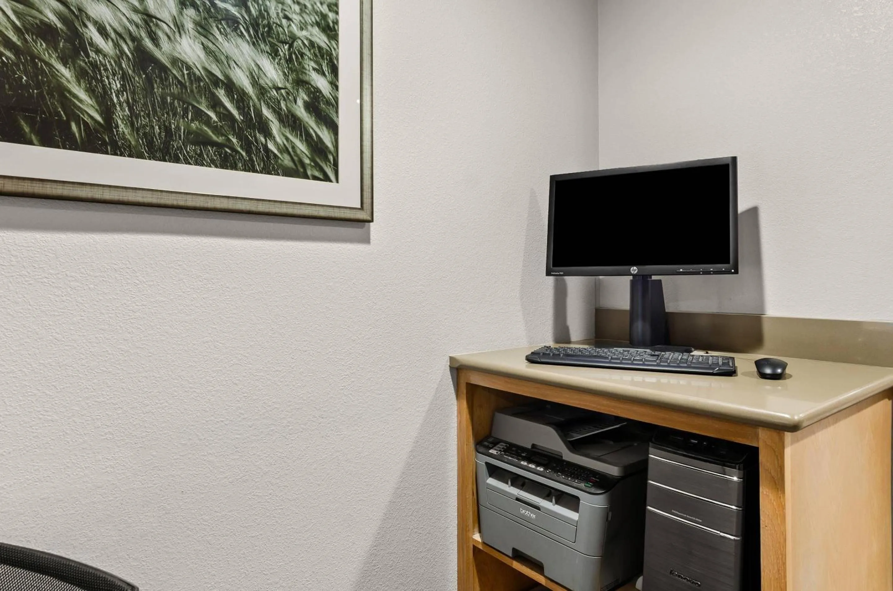 Business facilities in Country Inn & Suites by Radisson, Roanoke, VA