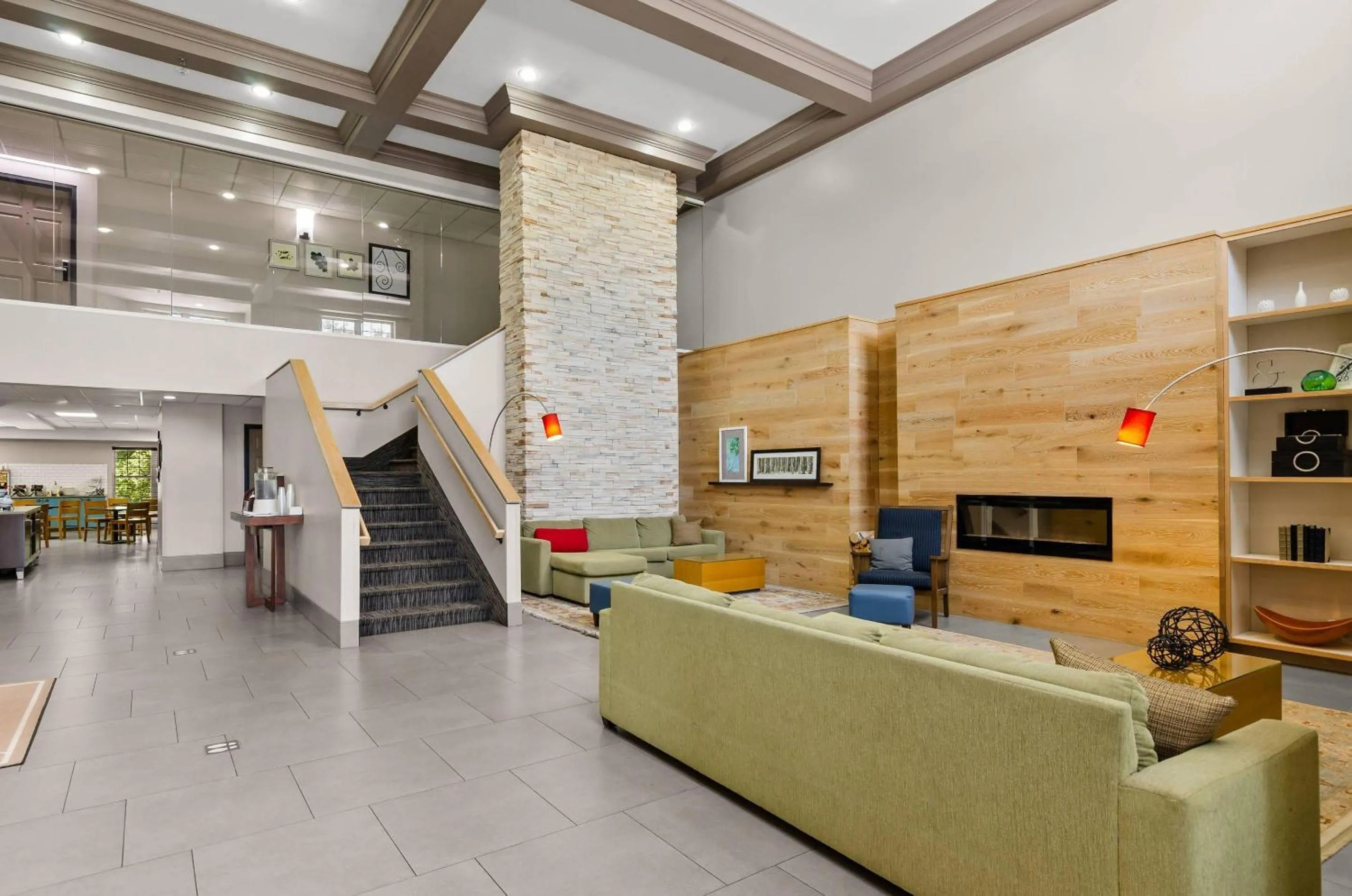 Lobby or reception in Country Inn & Suites by Radisson, Roanoke, VA