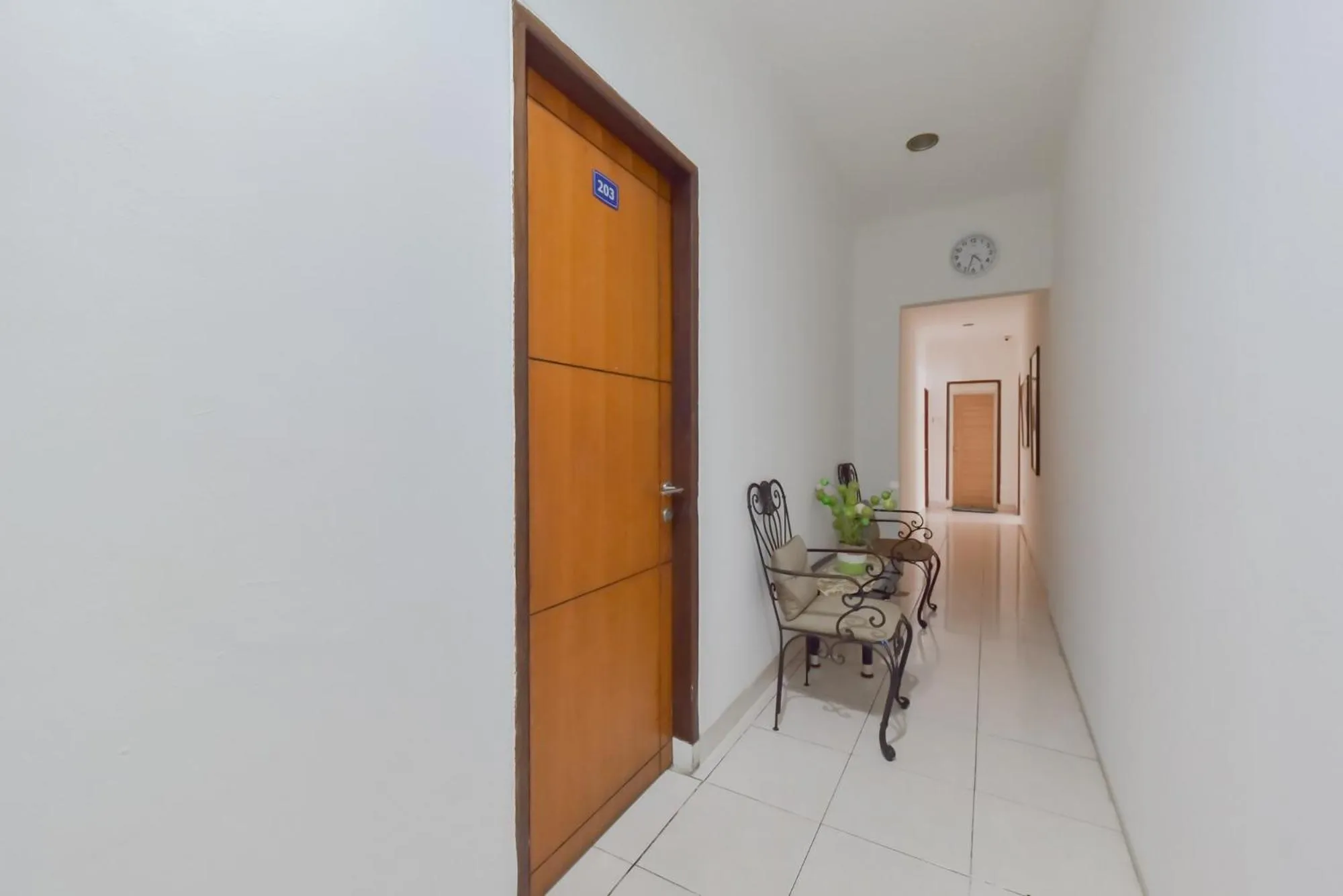 Property building in RedDoorz Syariah near Taman Bekapai 2