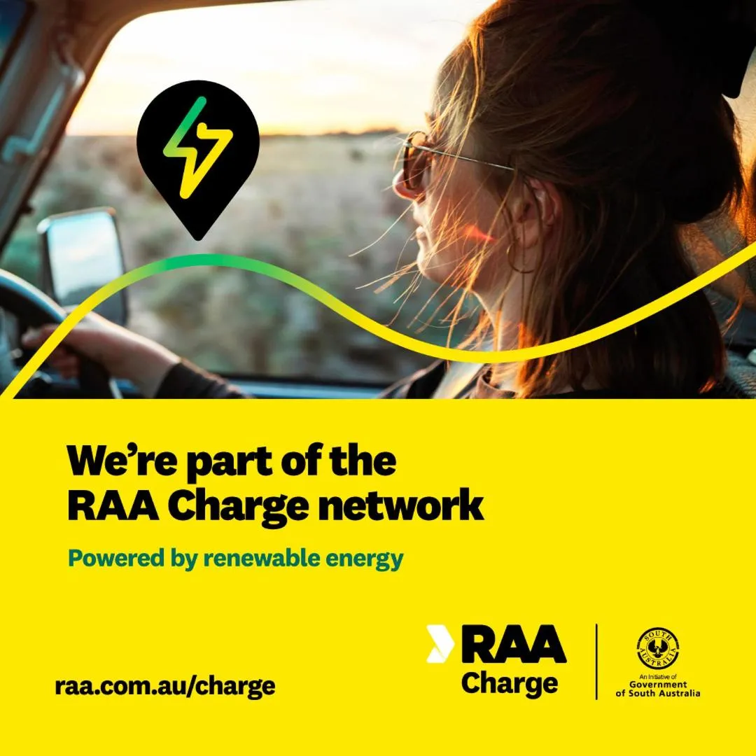 Text overlay in Guichen Bay Motel