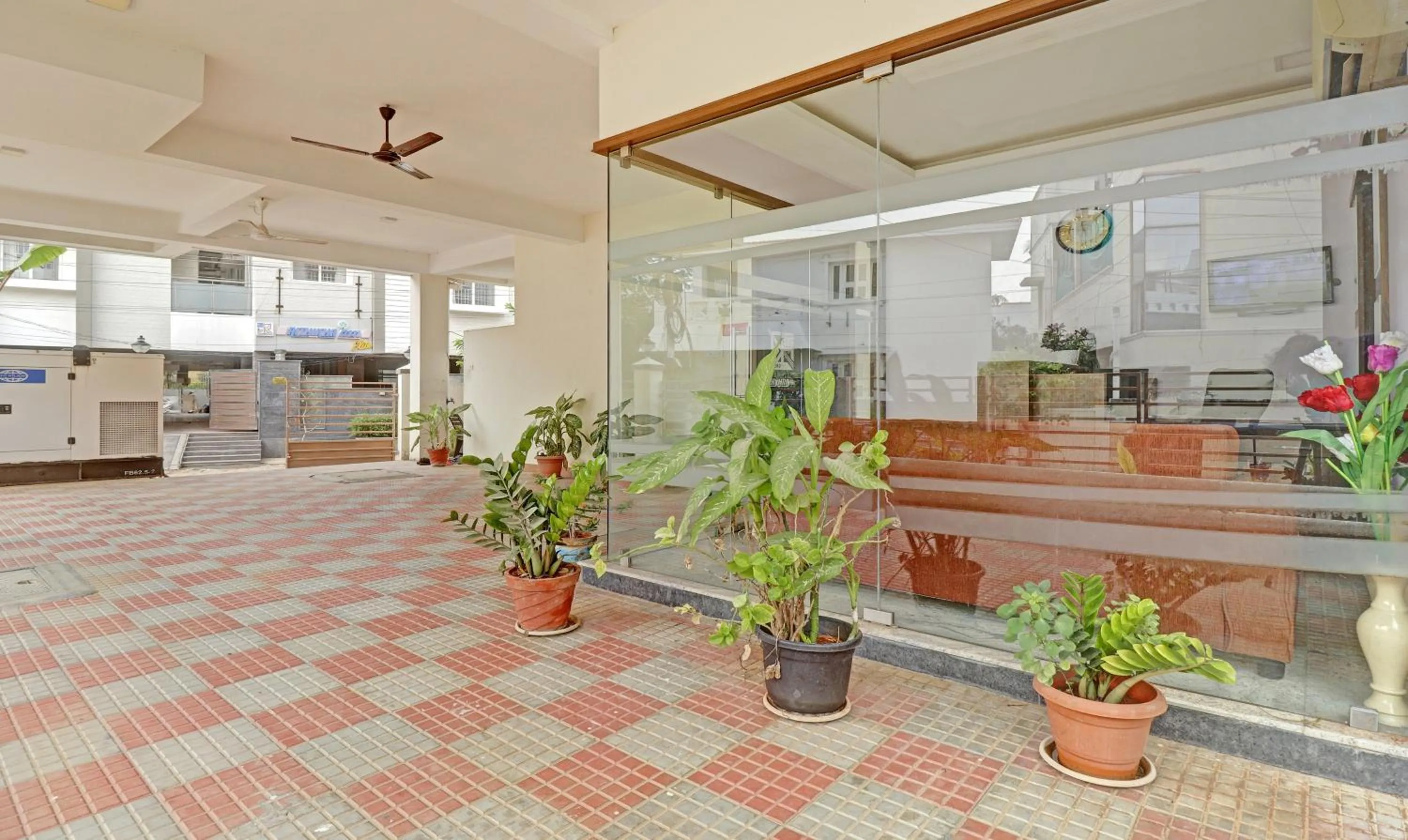 Lobby or reception in Itsy Hotels Rithika Inn Blossoms