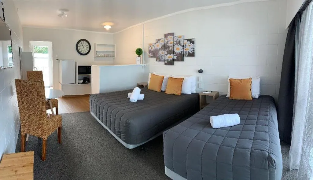 Bed in Racecourse Motel