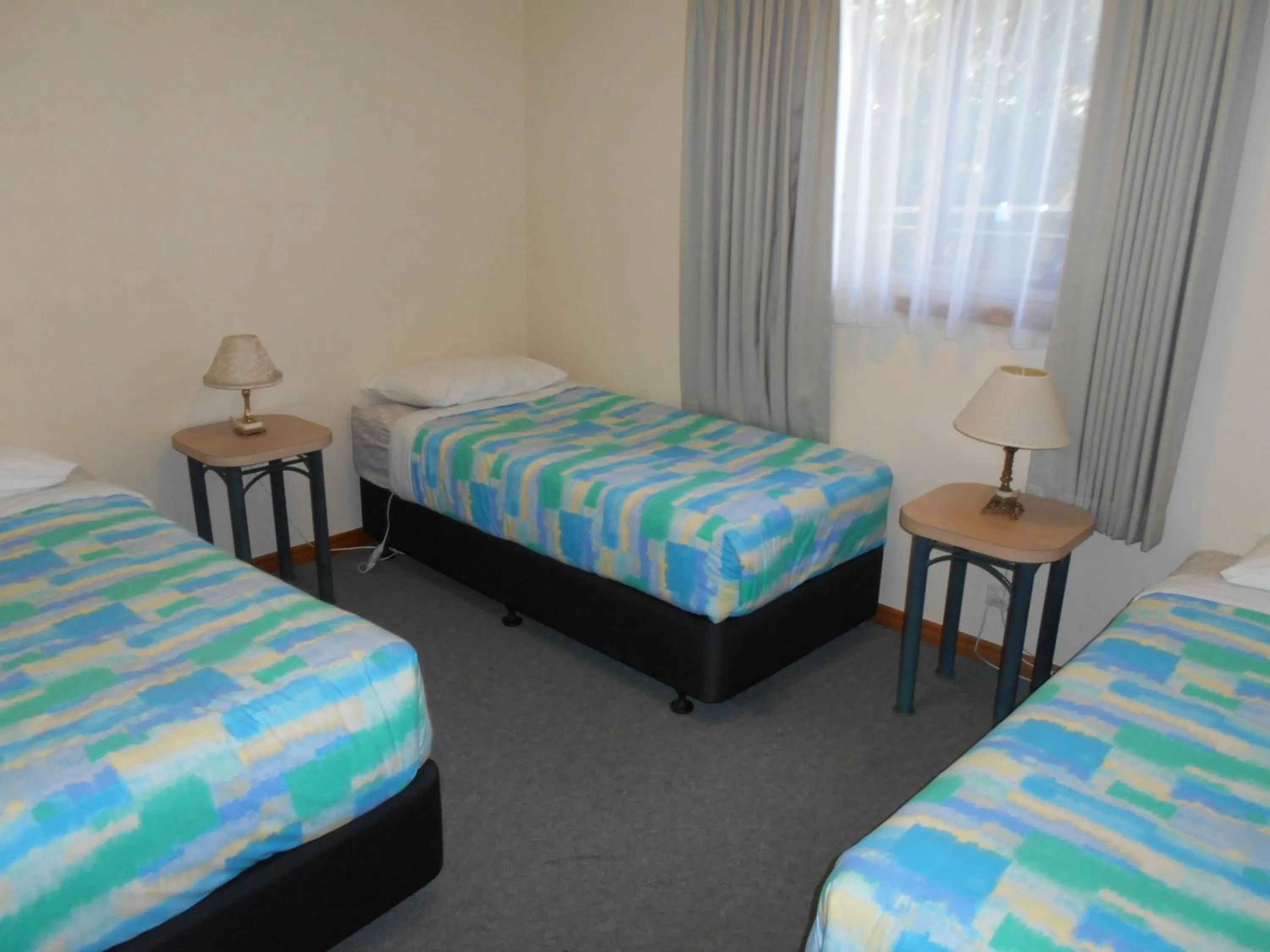 Photo of the whole room, Bed in Grampians View Cottages and Units