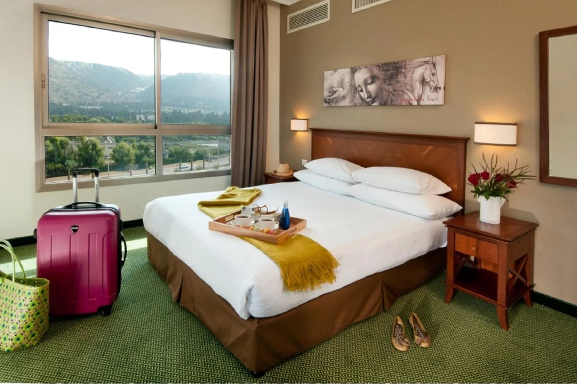 Deluxe Suite Stand balcony Triple in Leonardo Plaza Haifa