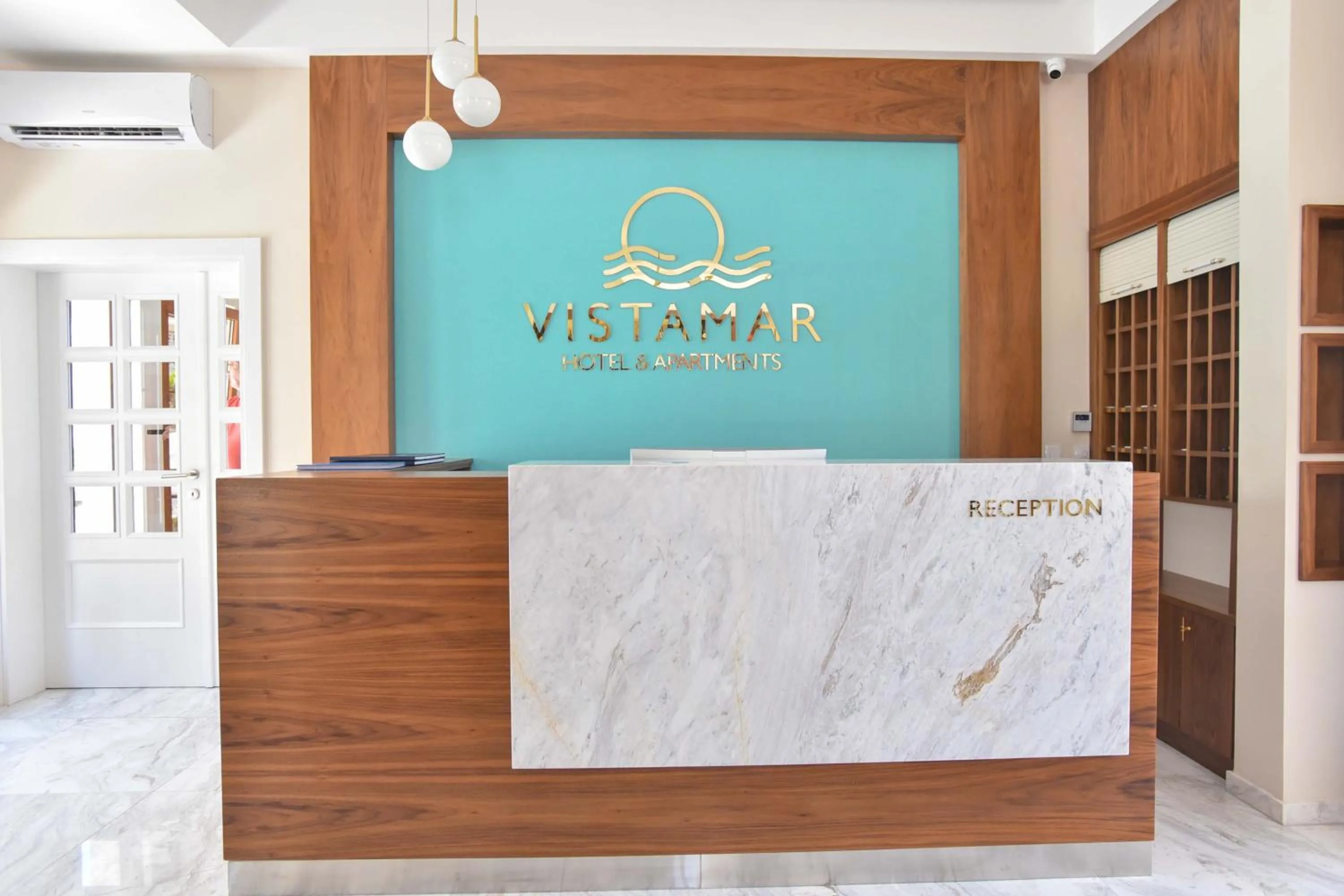 Vistamar Hotel & Apartments