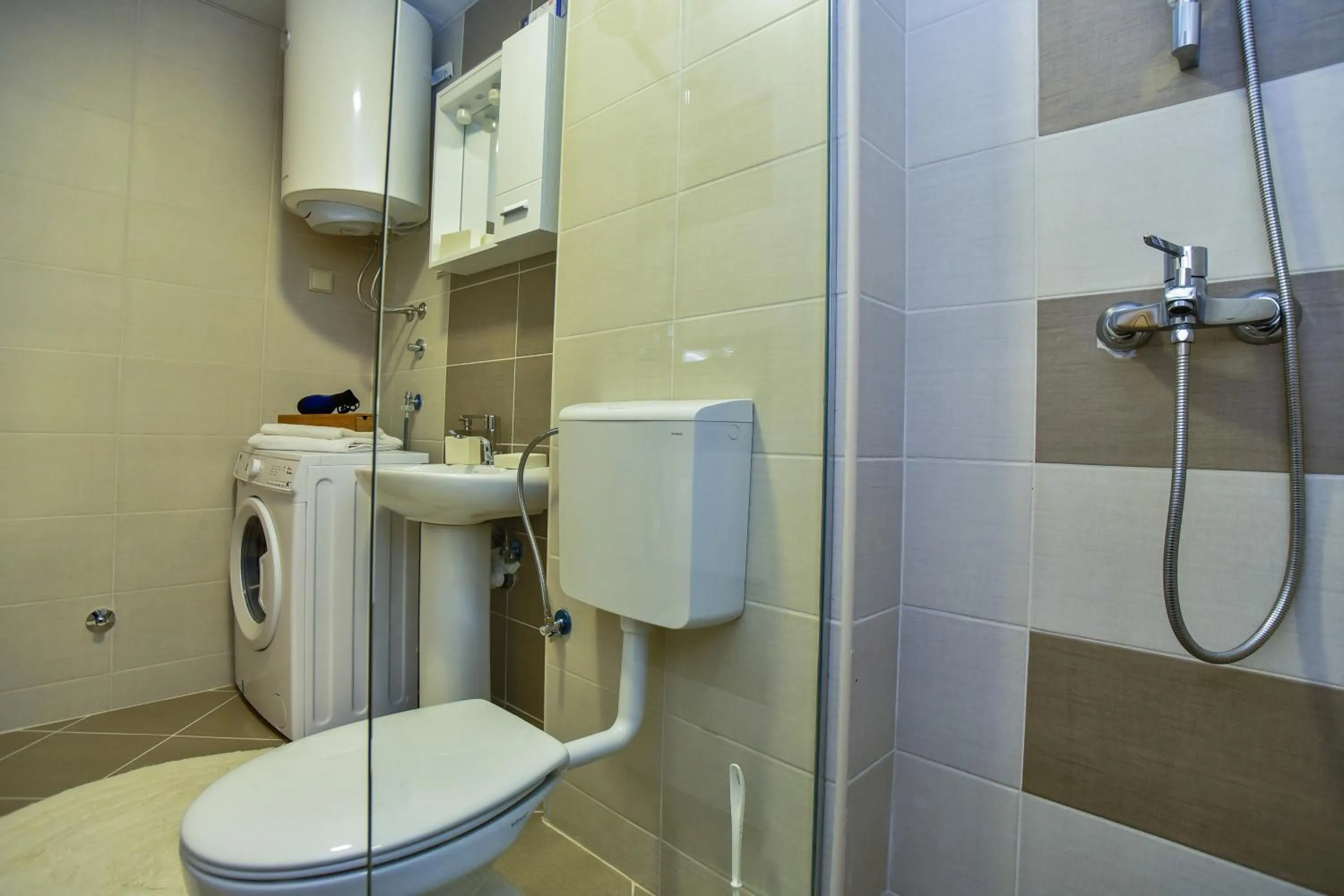 Vistamar Hotel & Apartments