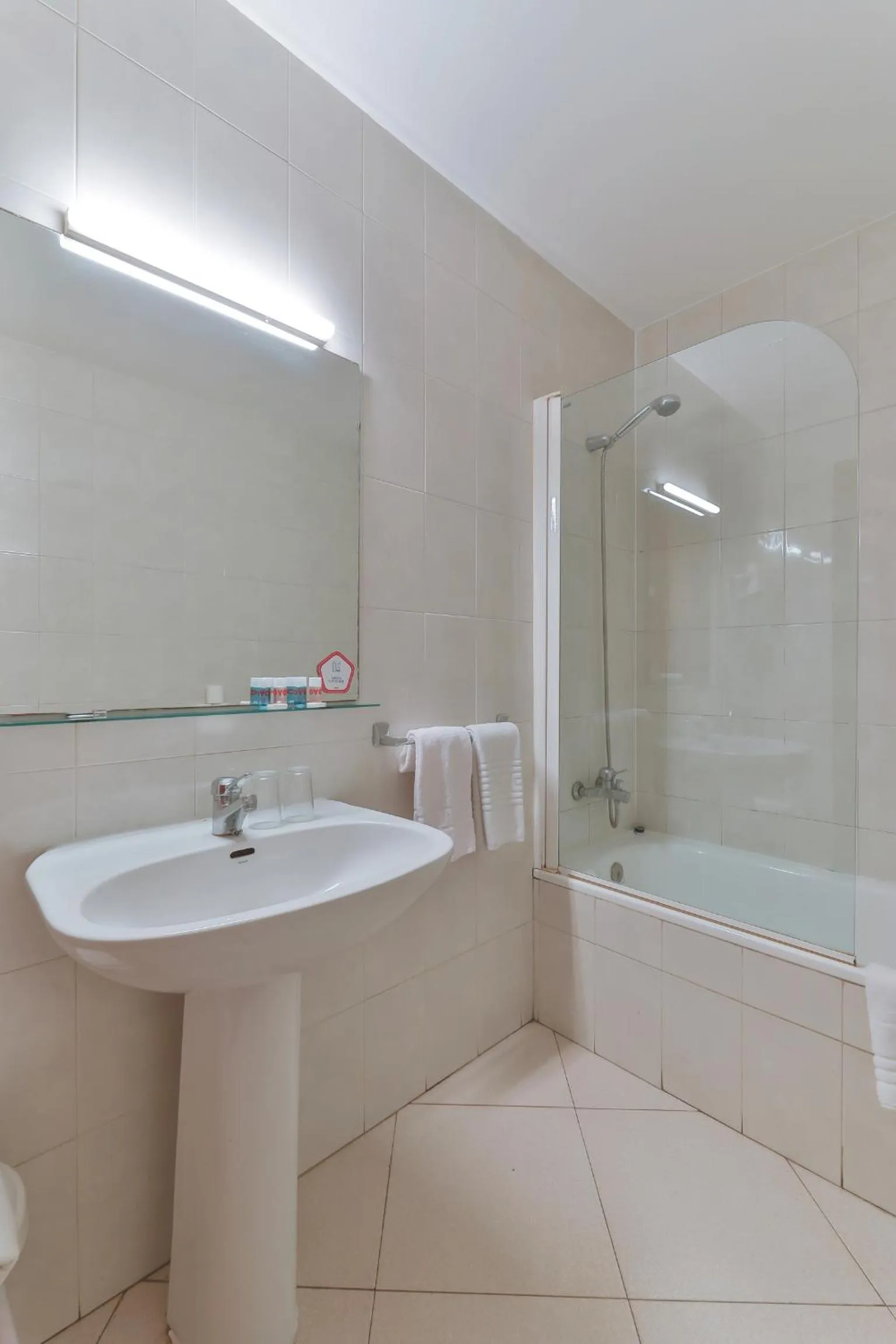 Bathroom in Can Peixan