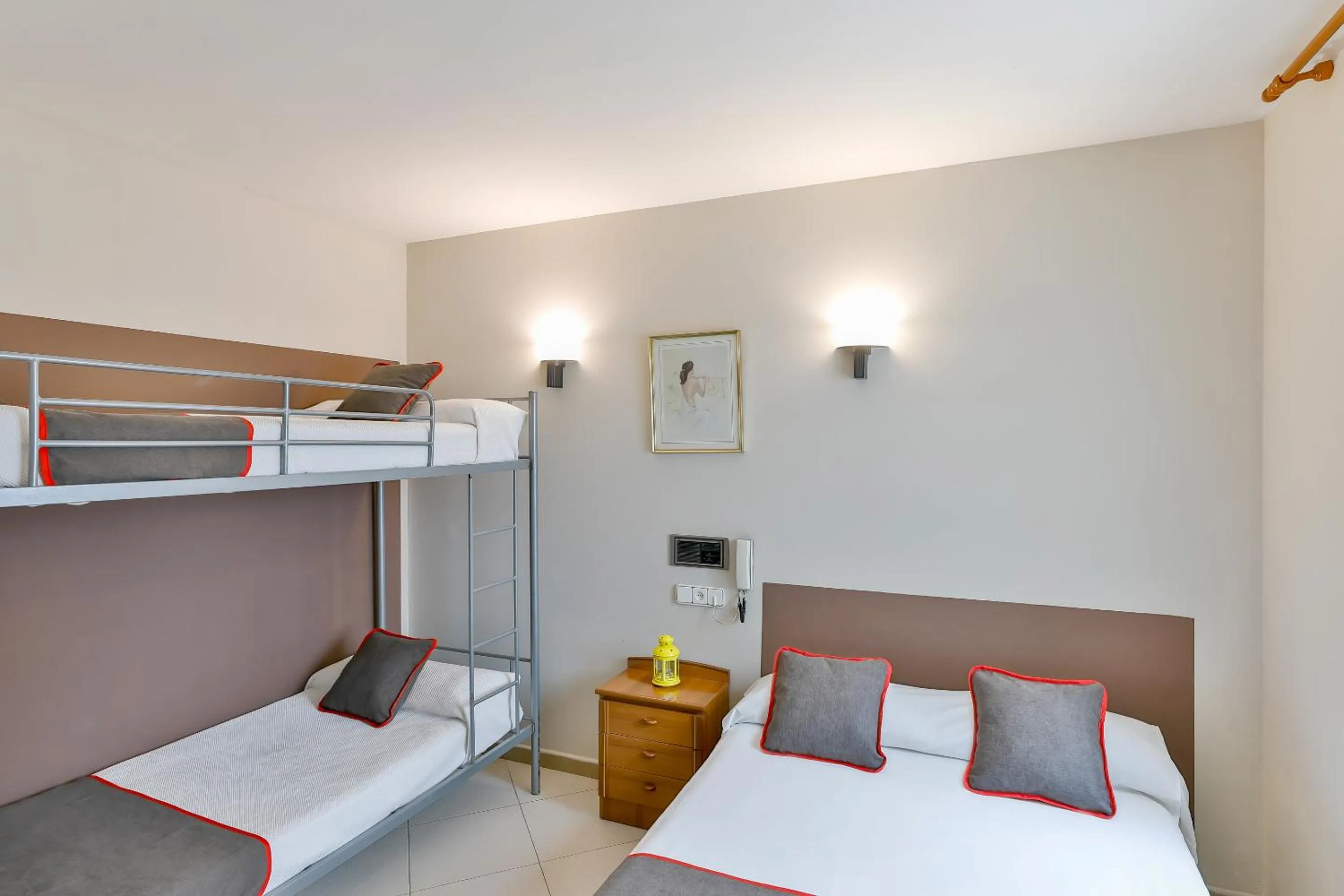 Bedroom in Can Peixan