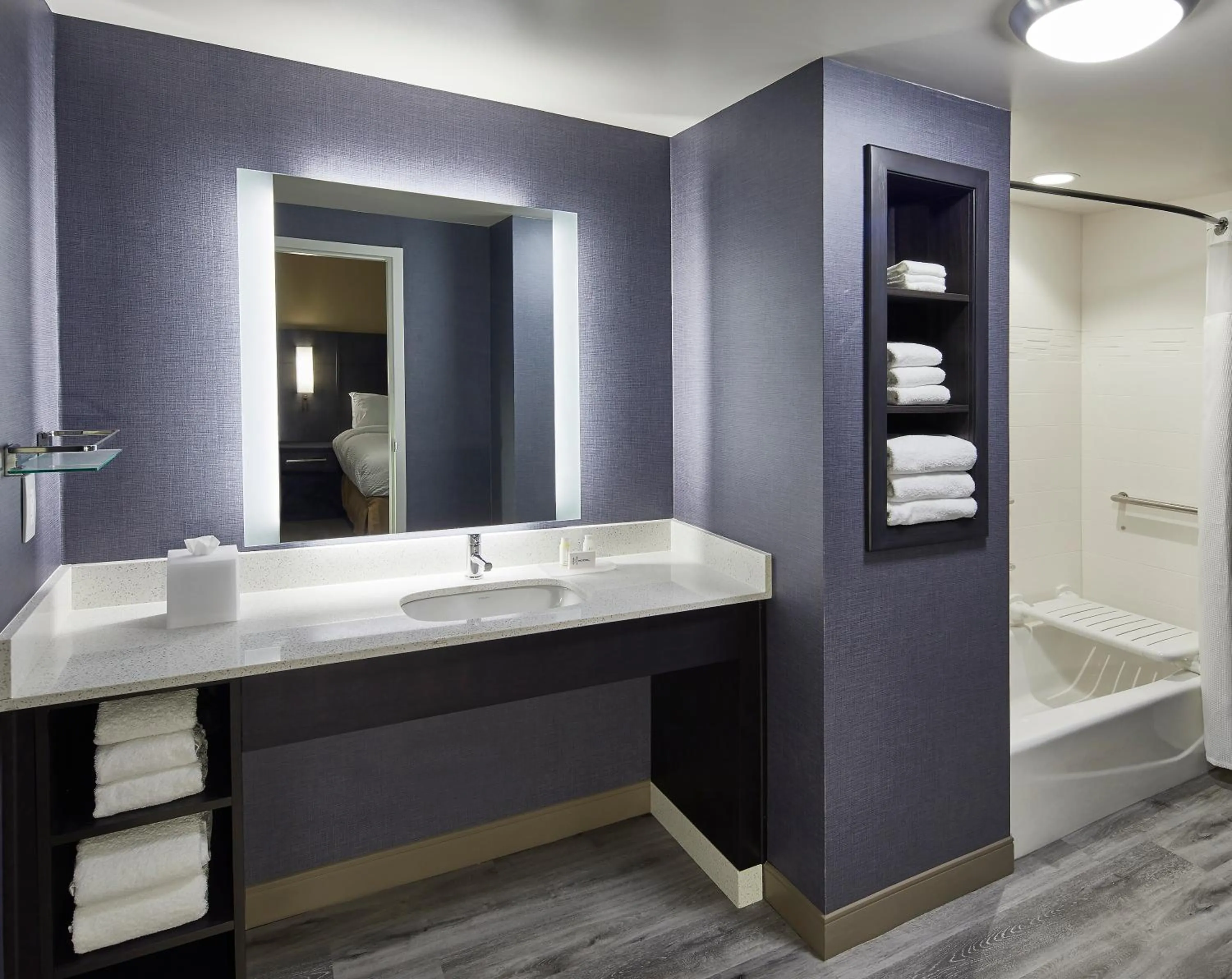 Bathroom in Residence Inn by Marriott Cleveland University Circle/Medical Center