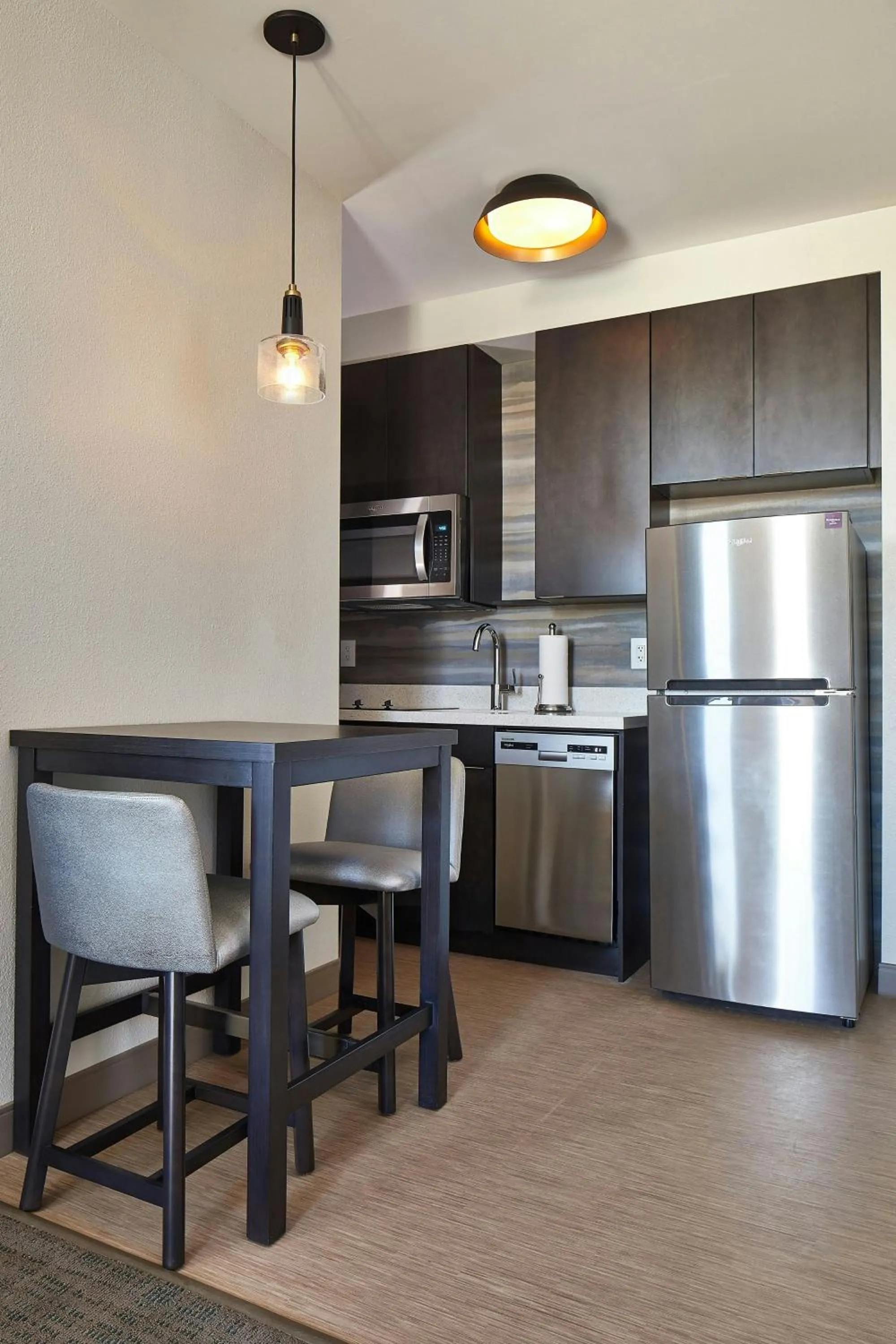 Kitchen or kitchenette in Residence Inn by Marriott Cleveland University Circle/Medical Center