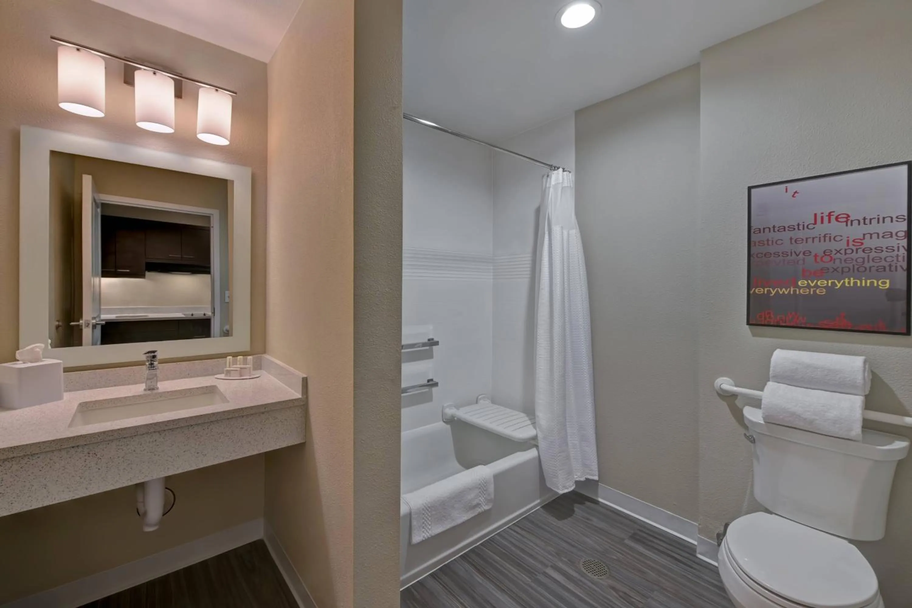 Bathroom in TownePlace Suites by Marriott El Paso East/I-10