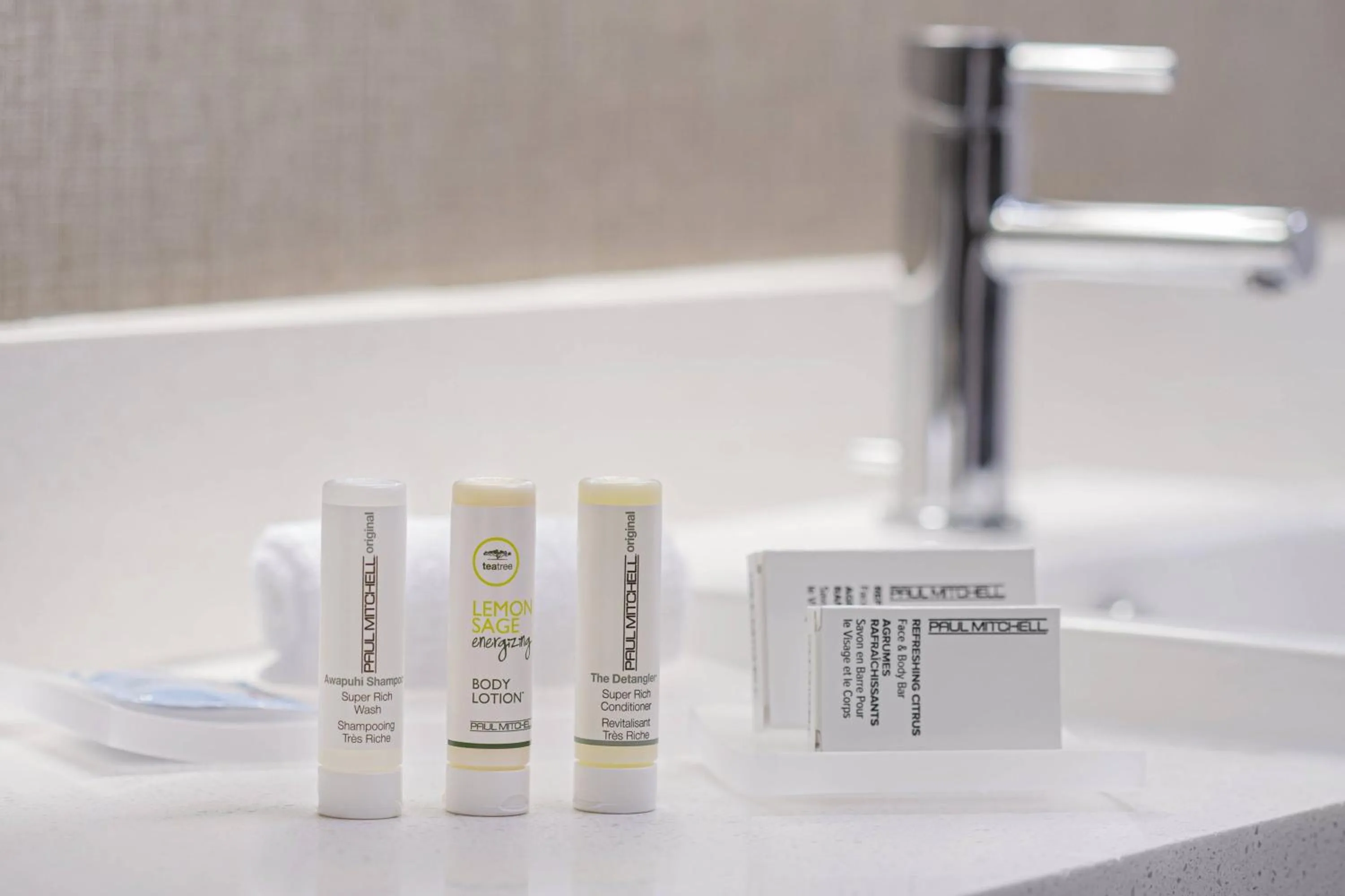 Bathroom in SpringHill Suites by Marriott Tuckahoe Westchester County