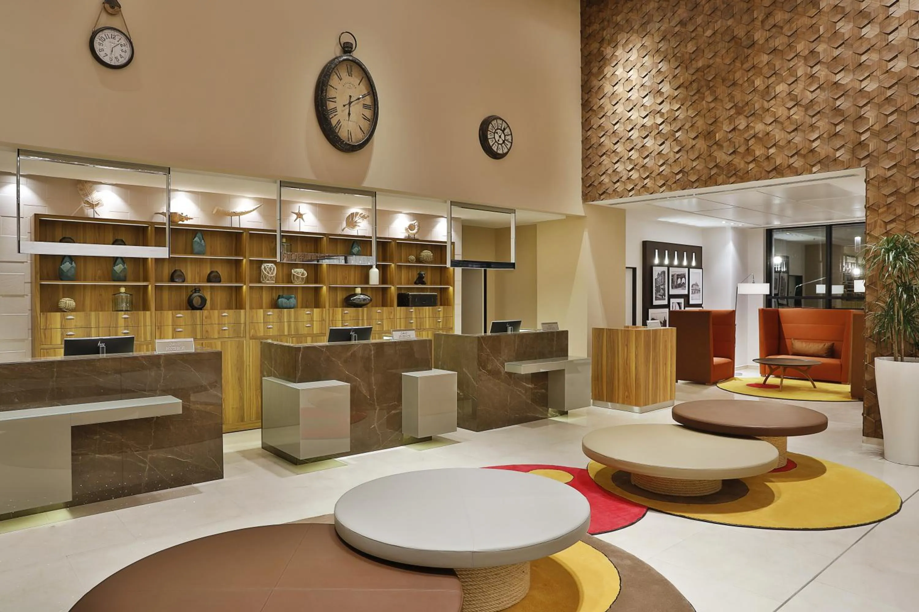 Lobby or reception in Park Mall Hotel & Conference Center