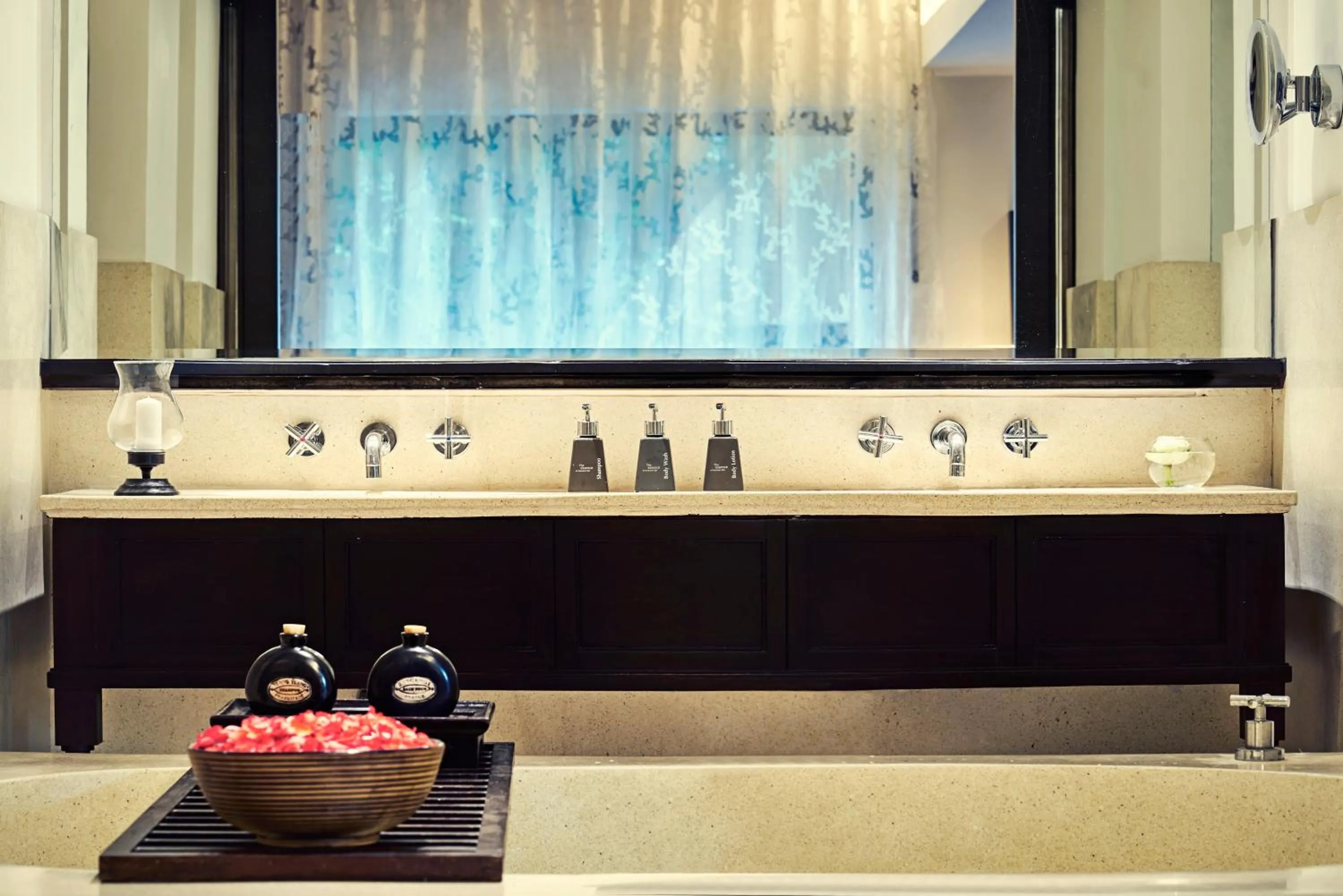 Bathroom in Anantara Bophut Koh Samui Resort