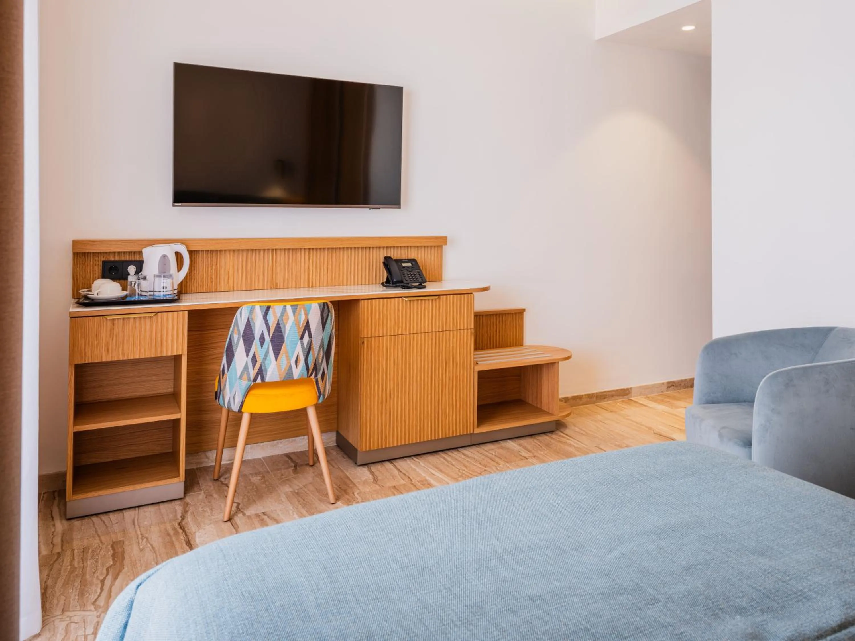 Bedroom, Bed in Grupotel Playa Camp de Mar - Adults Only