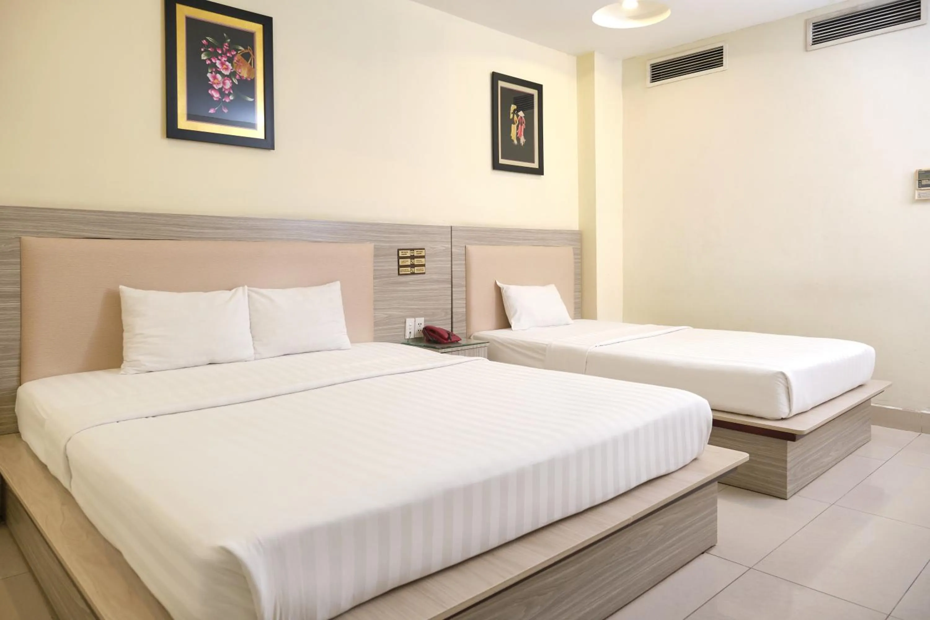 Bed in Song Anh 3 Hotel