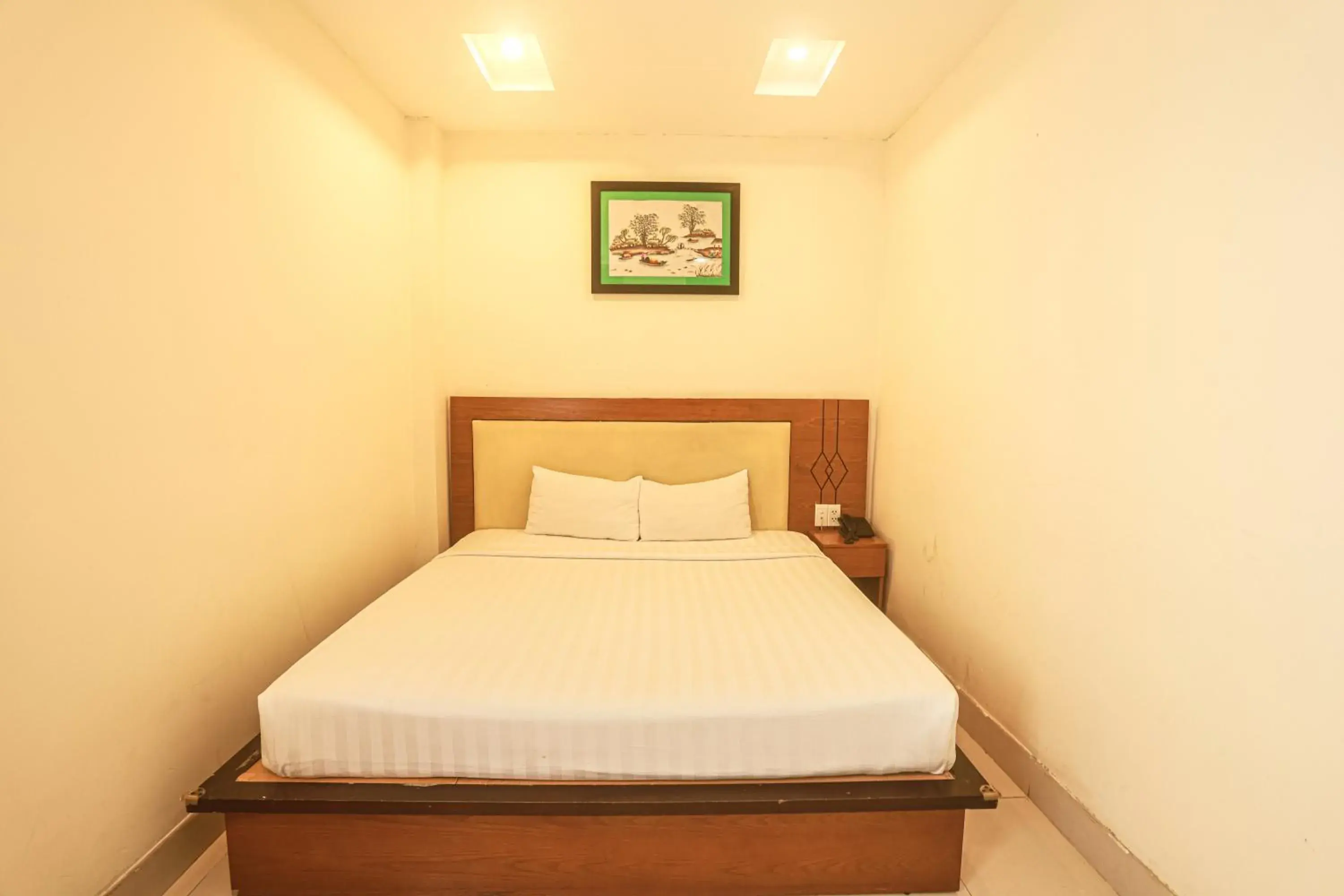Standard Double Room in Song Anh 3 Hotel Standard Double Room in Song Anh 3 Hotel