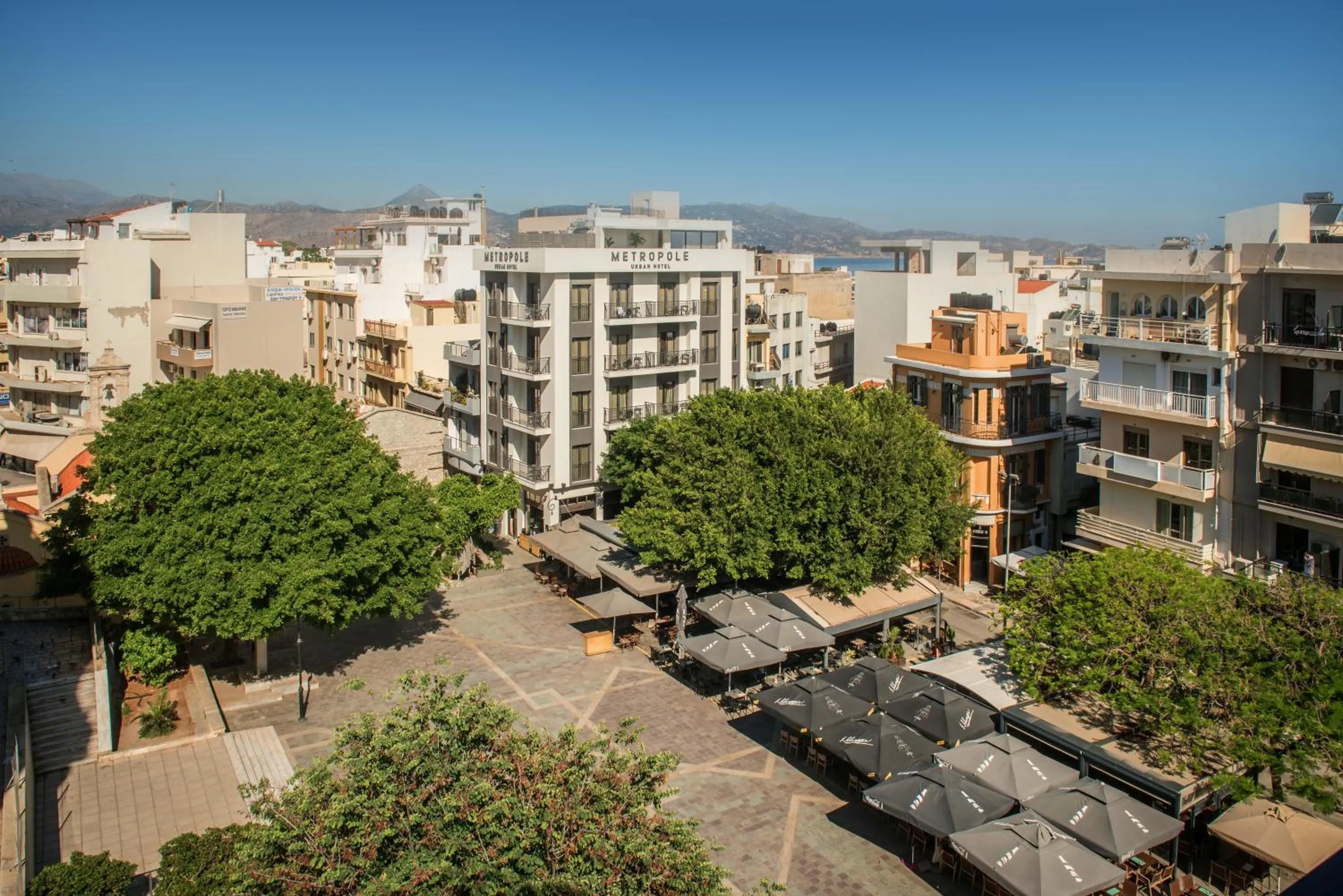 Property building in Metropole Urban Hotel