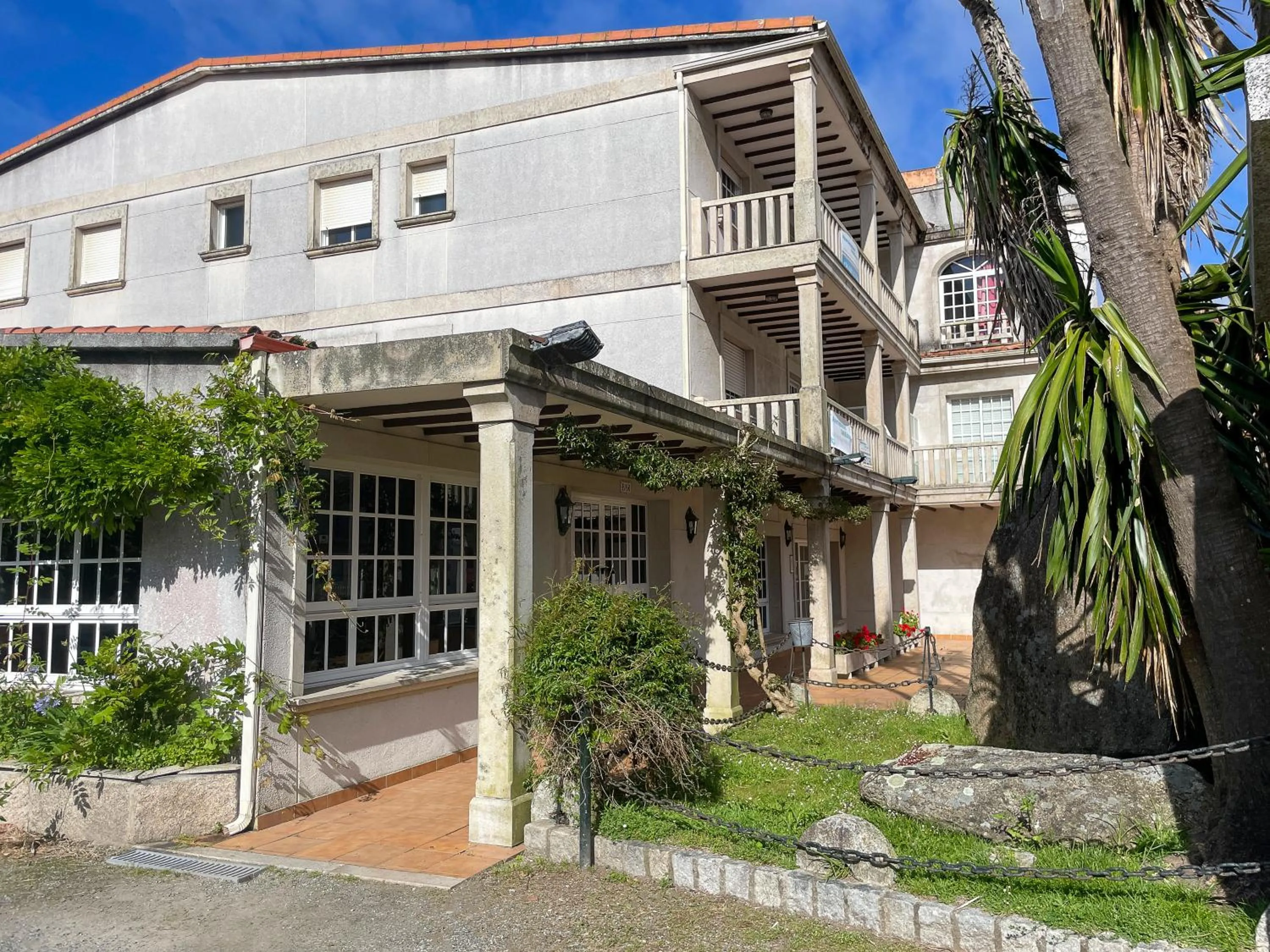 Facade/entrance in Apartamentos Revo Salinas 3000