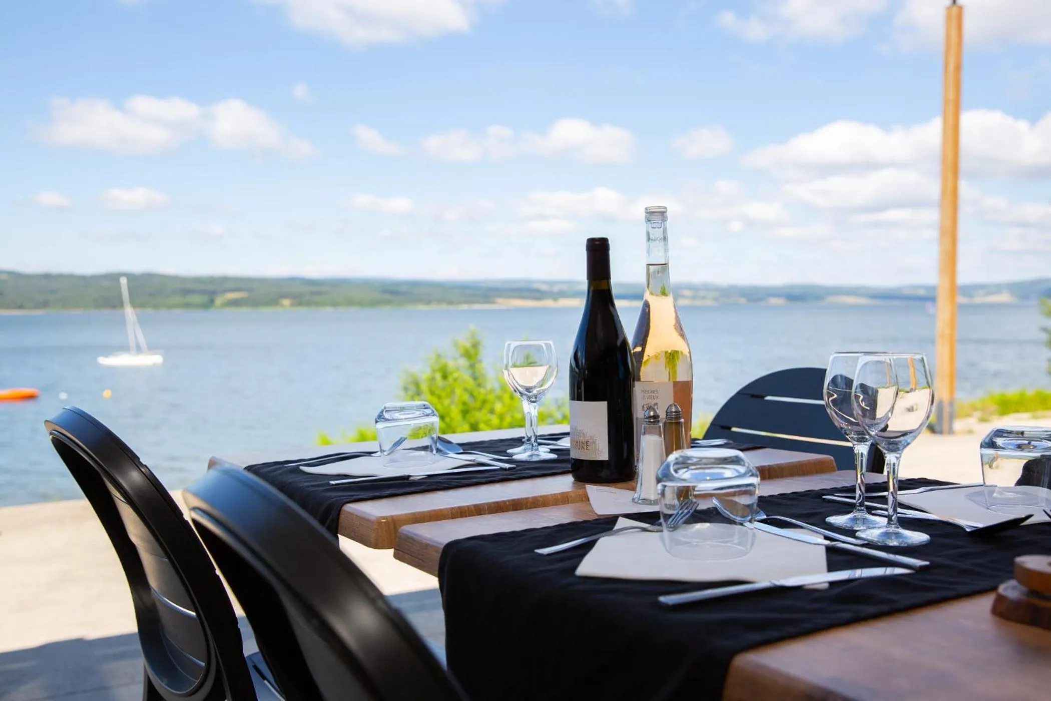 Property building in Appart'Hôtel Les Lofts du Grand Lac de Lozère