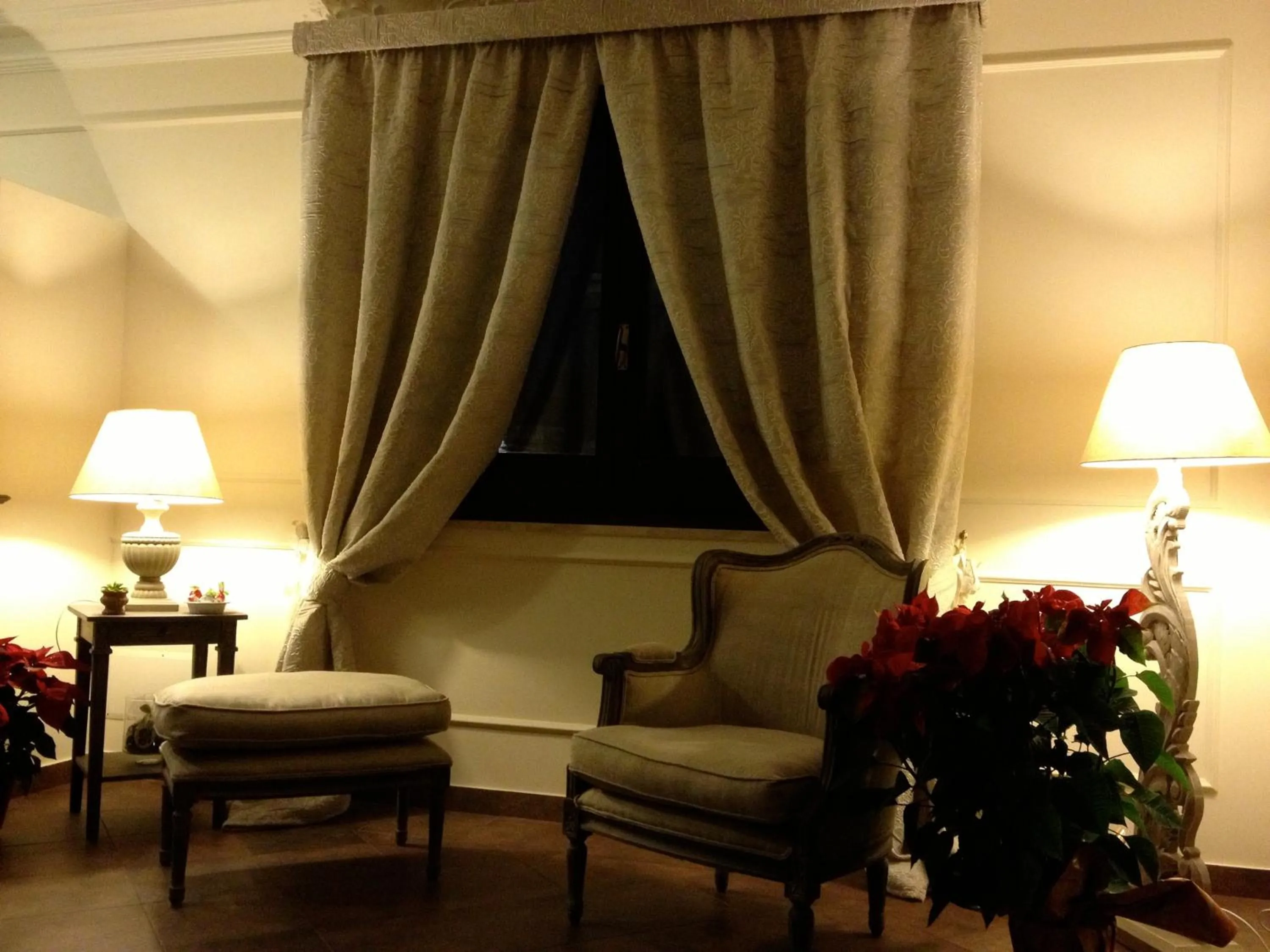 Decorative detail in Hotel Villa Calandrino