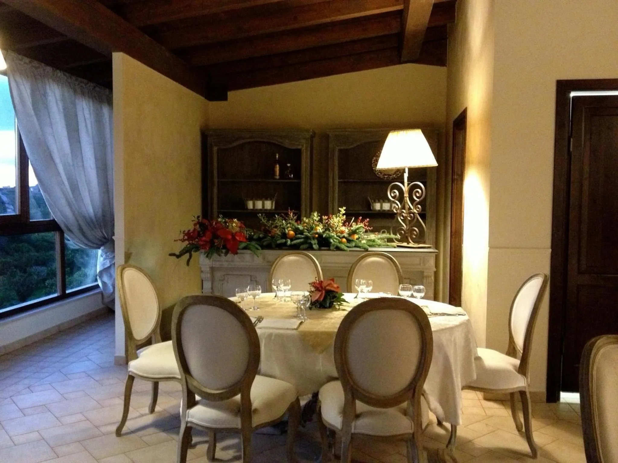 Restaurant/places to eat in Hotel Villa Calandrino