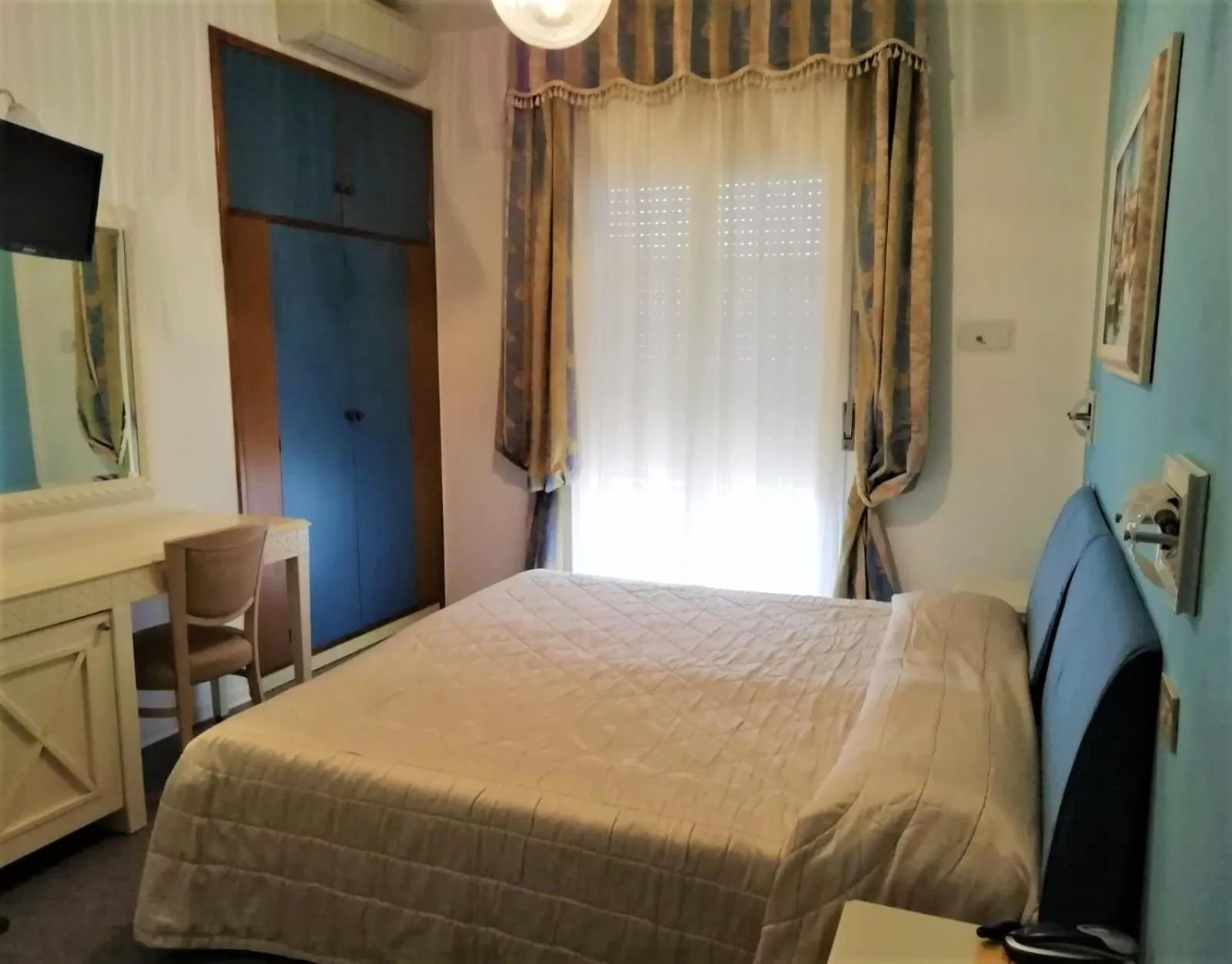 Bed in Golf & Beach Hotel