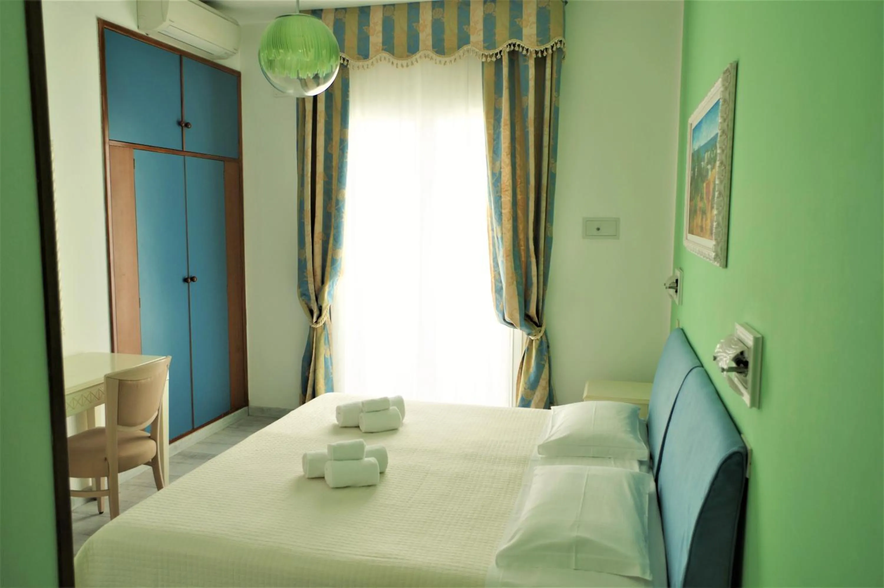 Bed in Golf & Beach Hotel