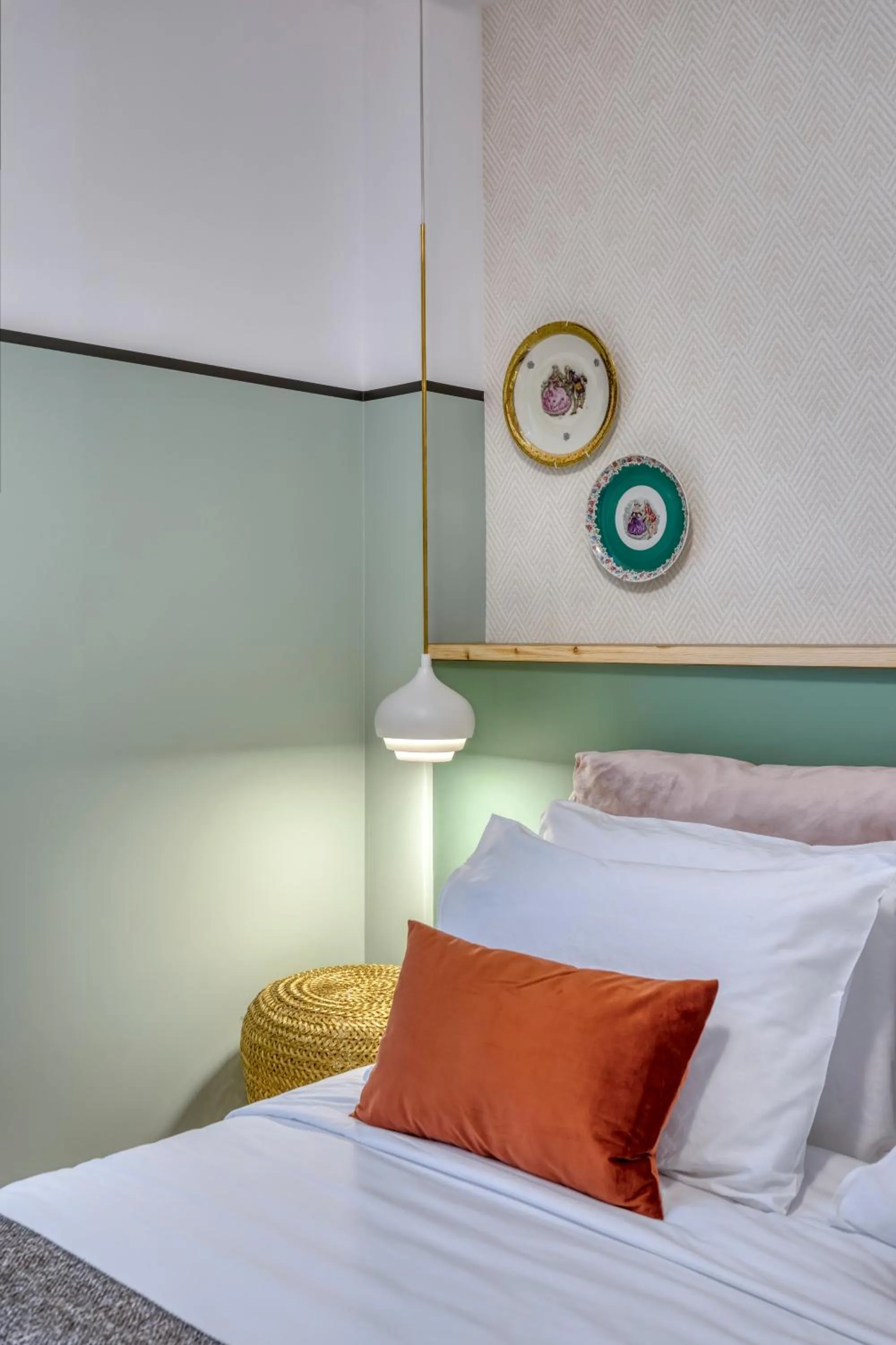 Bed in The Pinnacle Athens